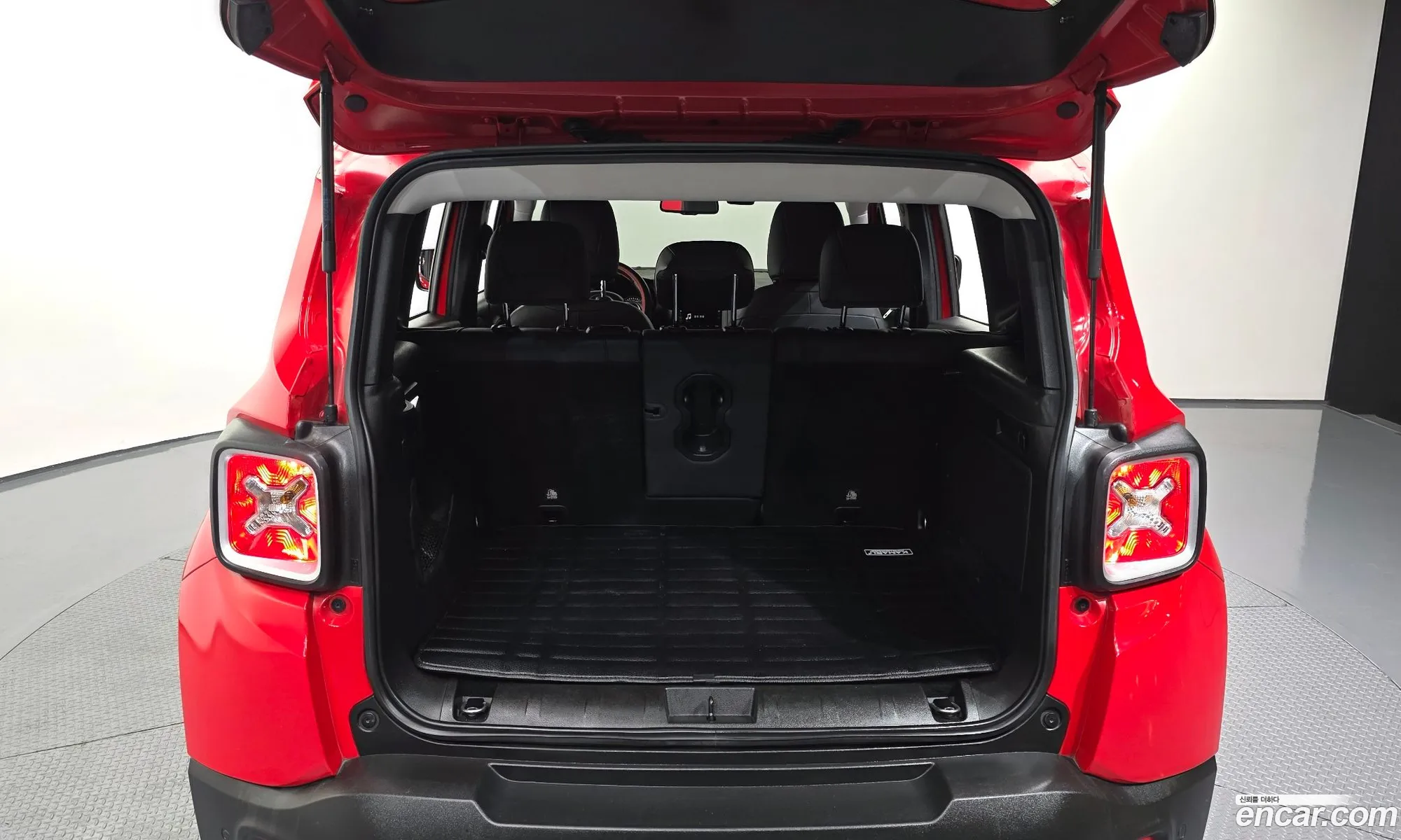 Jeep Renegade 2018 1C4BU0000JPH20826 — 7
