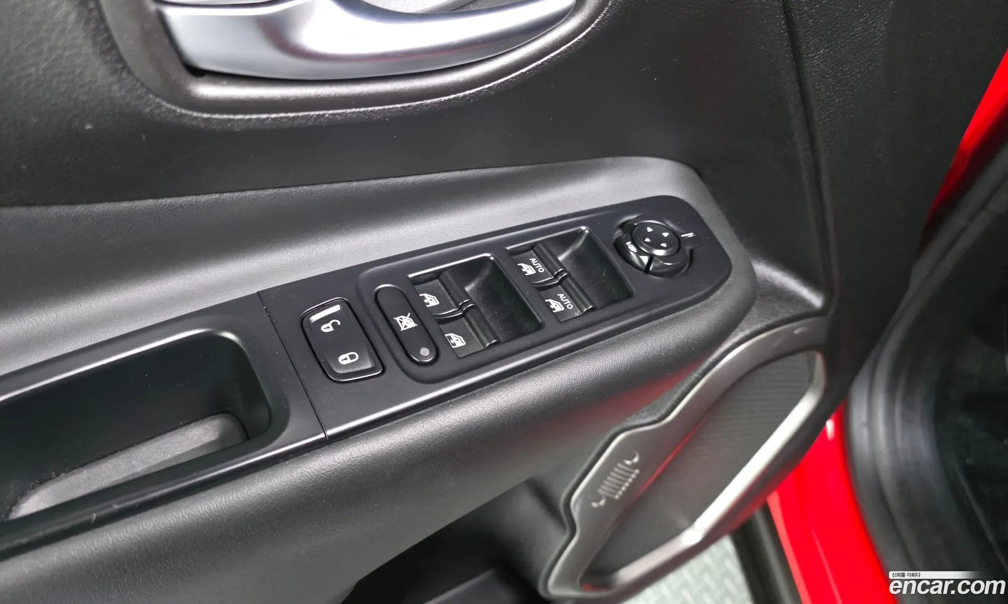 Jeep Renegade 2018 1C4BU0000JPH20826 — 12