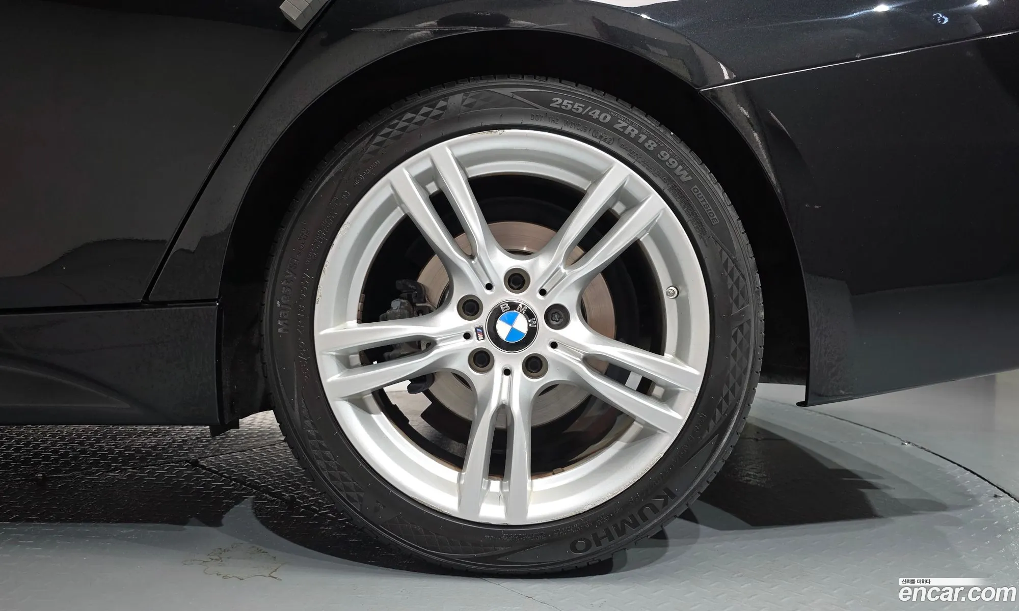 BMW 3 Series 2017 — 27
