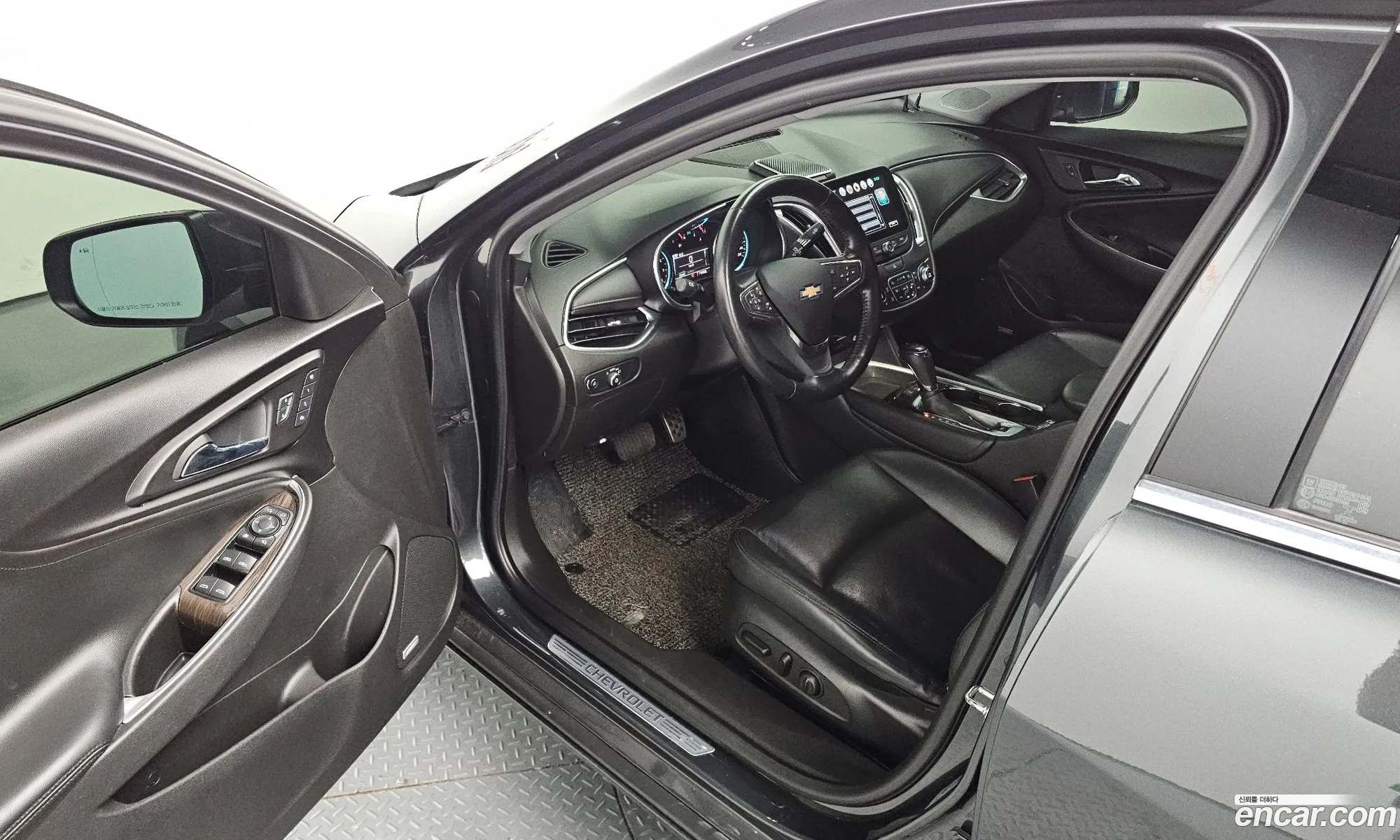Chevrolet (GM Daewoo) Malibu 2016 — 10