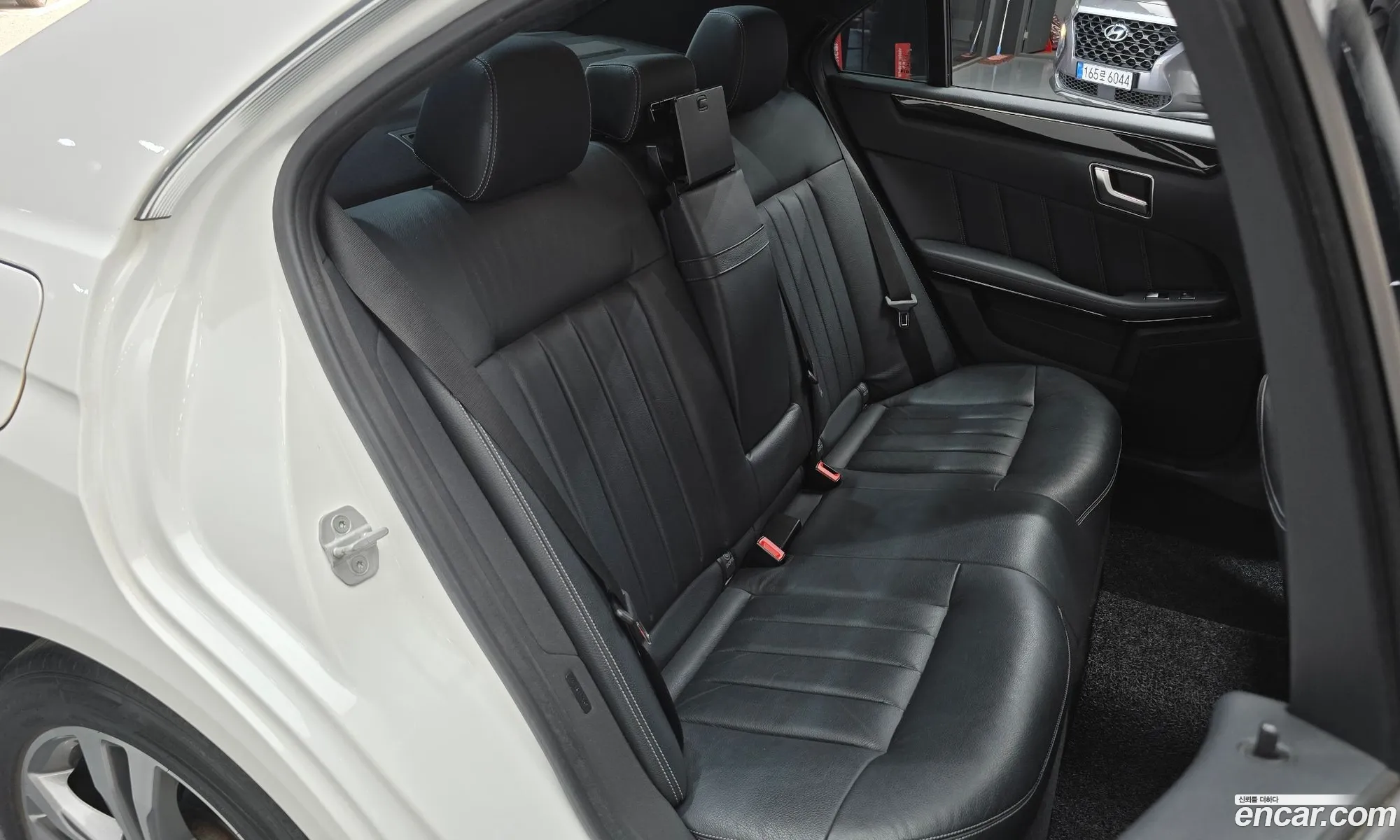 Mercedes-Benz E-Class W212 2015 WDDHF0AB5FB134426 — 17