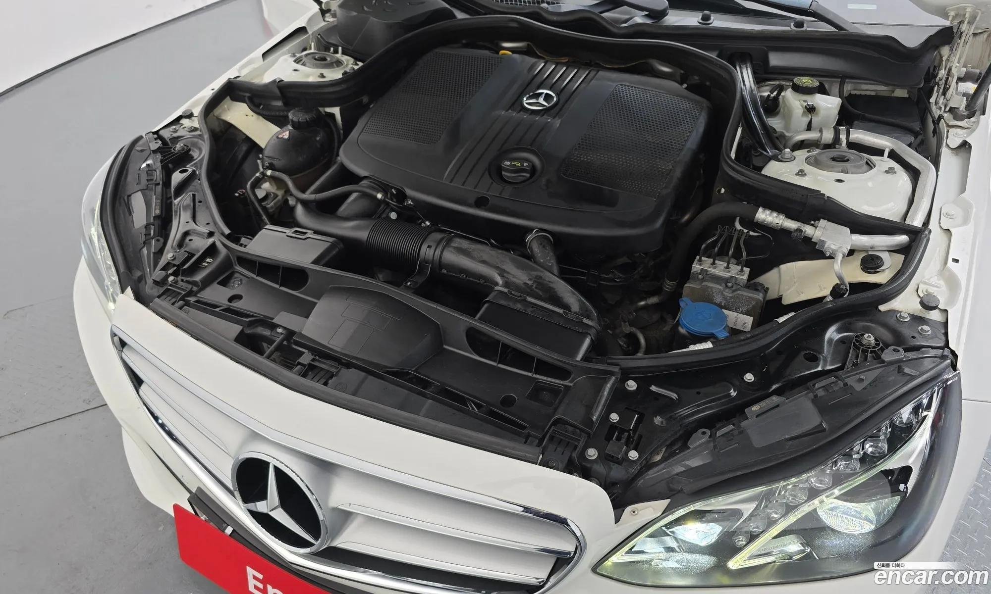 Mercedes-Benz E-Class W212 2015 WDDHF0AB5FB134426 — 10