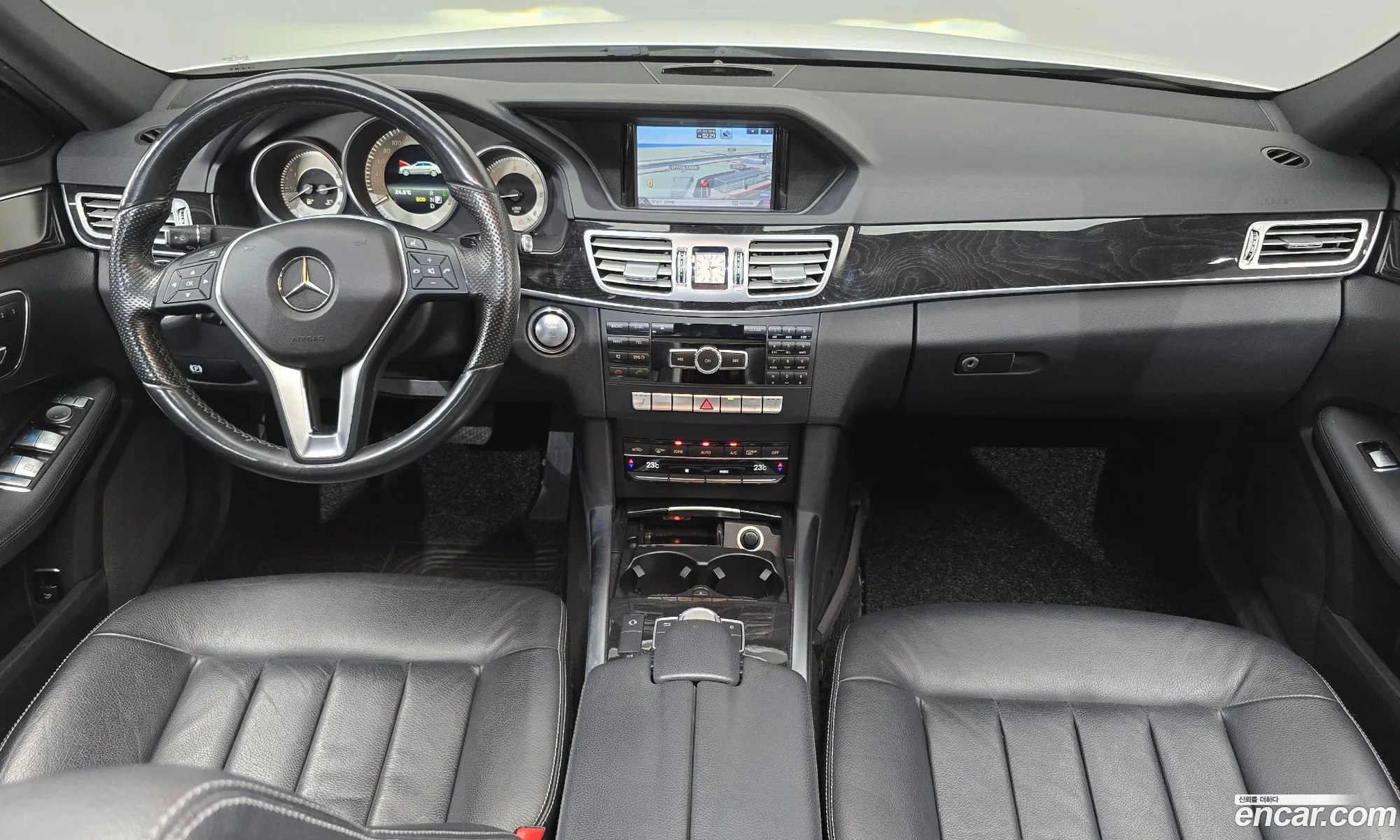 Mercedes-Benz E-Class W212 2015 WDDHF0AB5FB134426 — 19