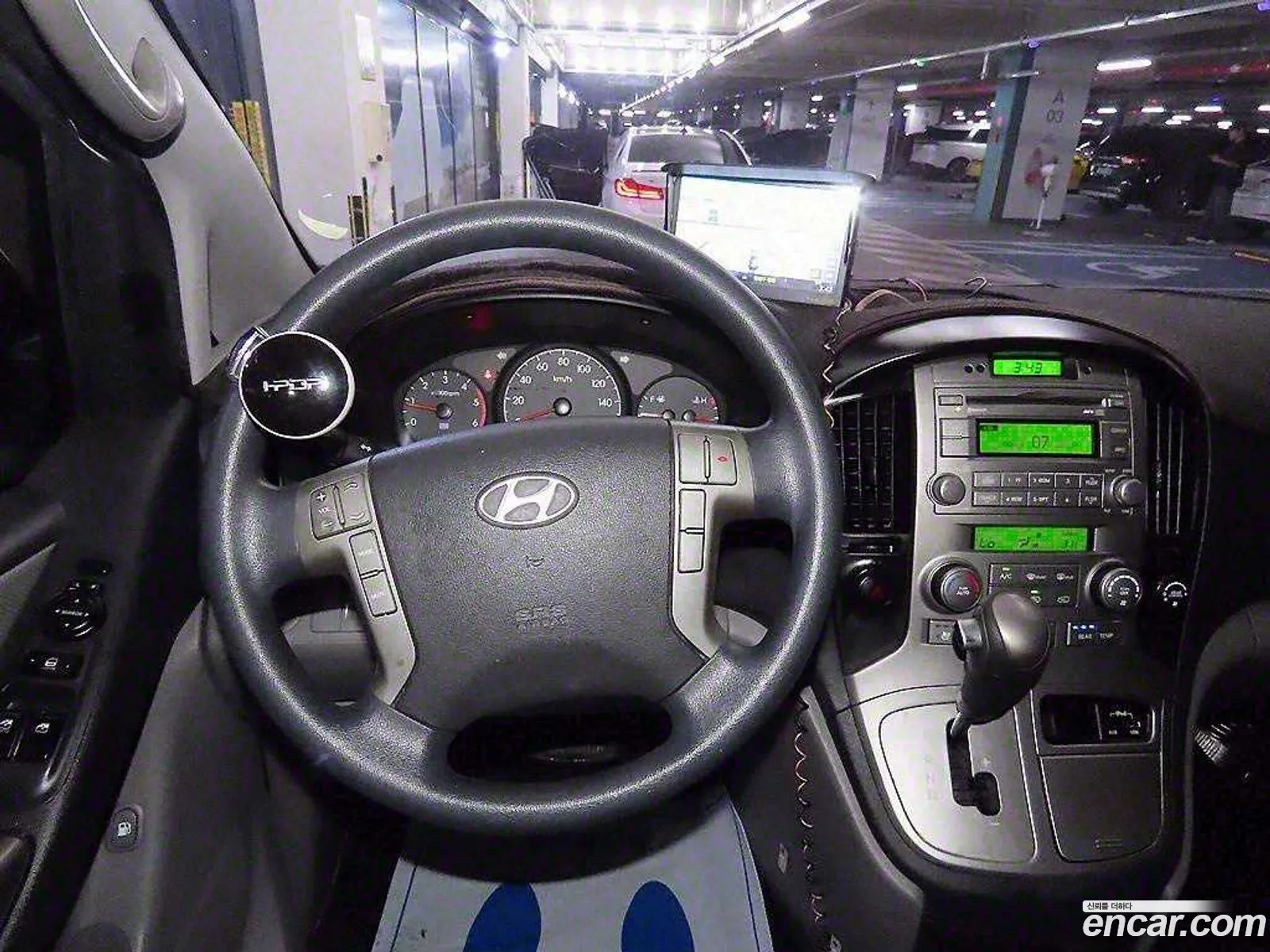 Hyundai Grand Starex 2014 — 13