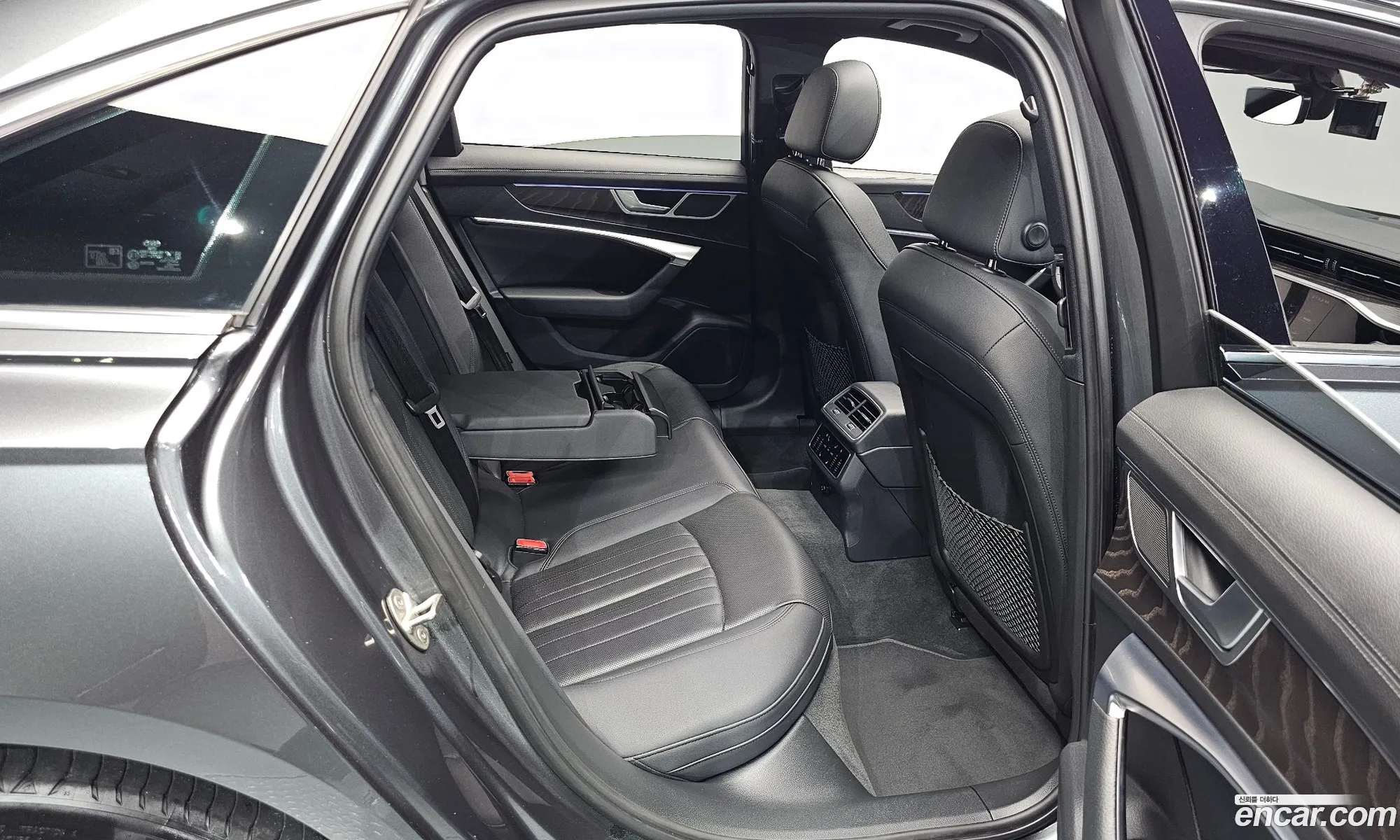 Audi A6 2021 WAUZZZF25MN049016 — 9