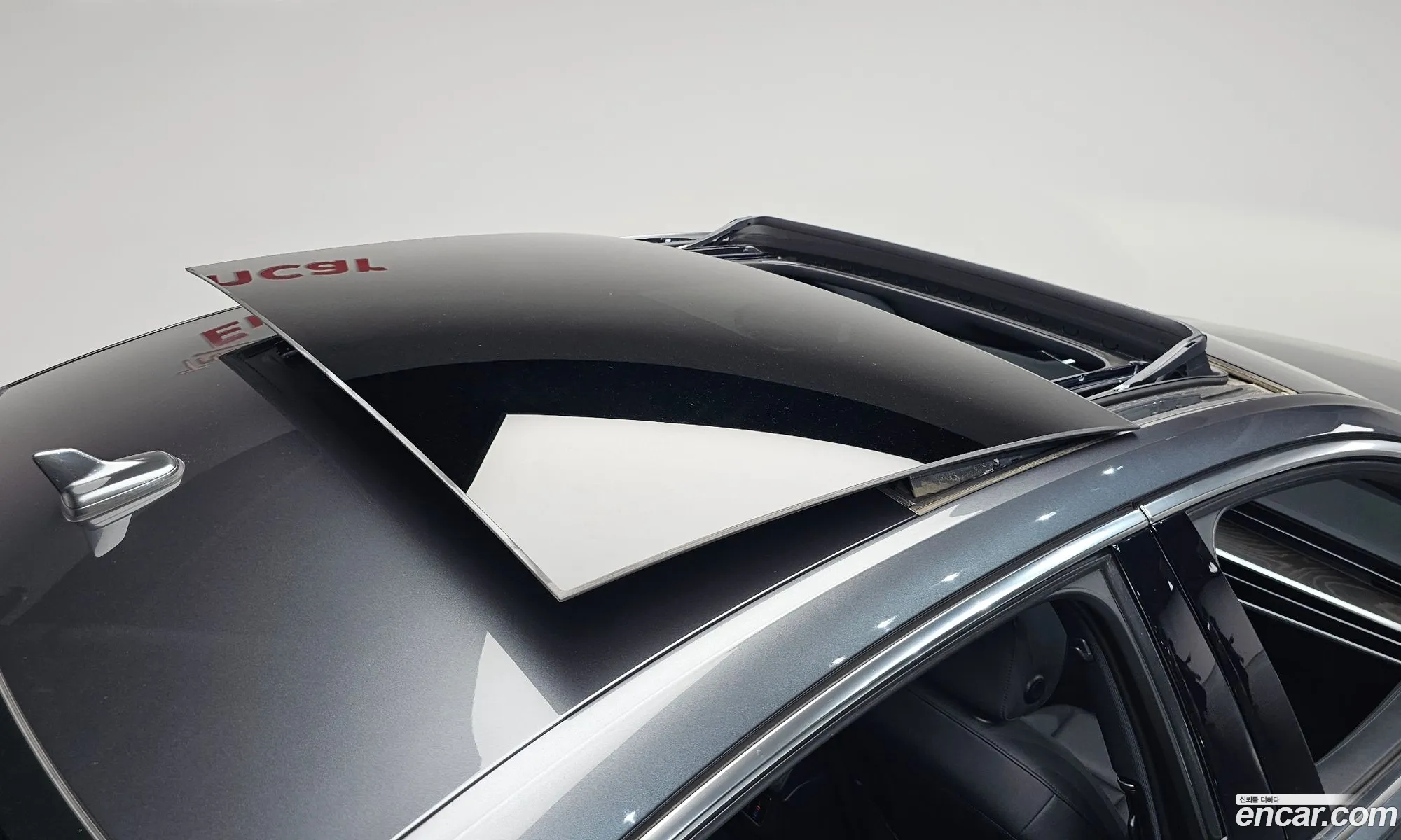 Audi A6 2021 WAUZZZF25MN049016 — 3