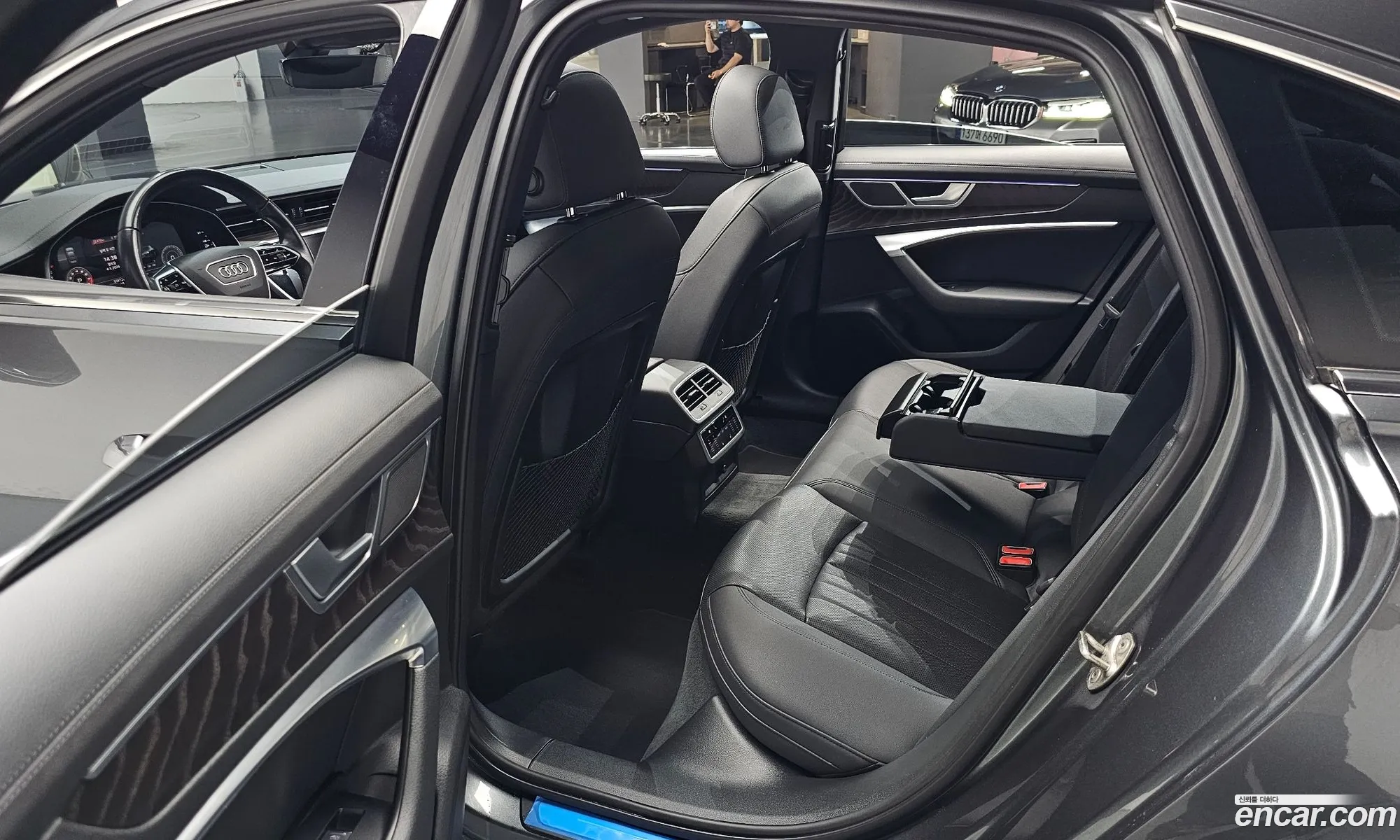 Audi A6 2021 WAUZZZF25MN049016 — 4