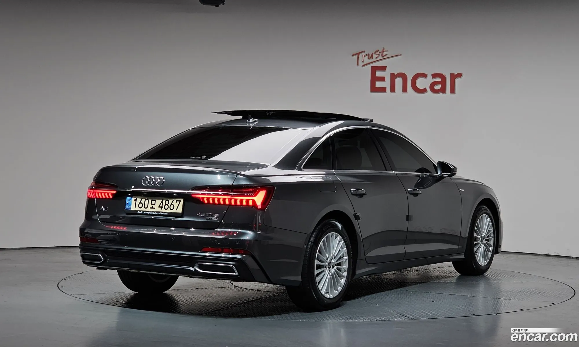 Audi A6 2021 — 33