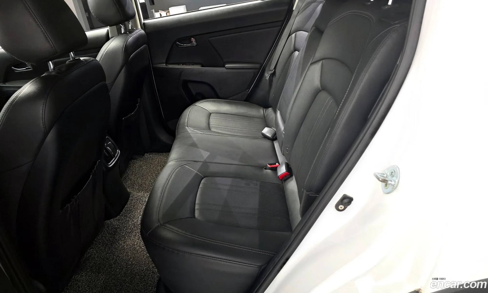 Kia Sportage R 2014 — 12