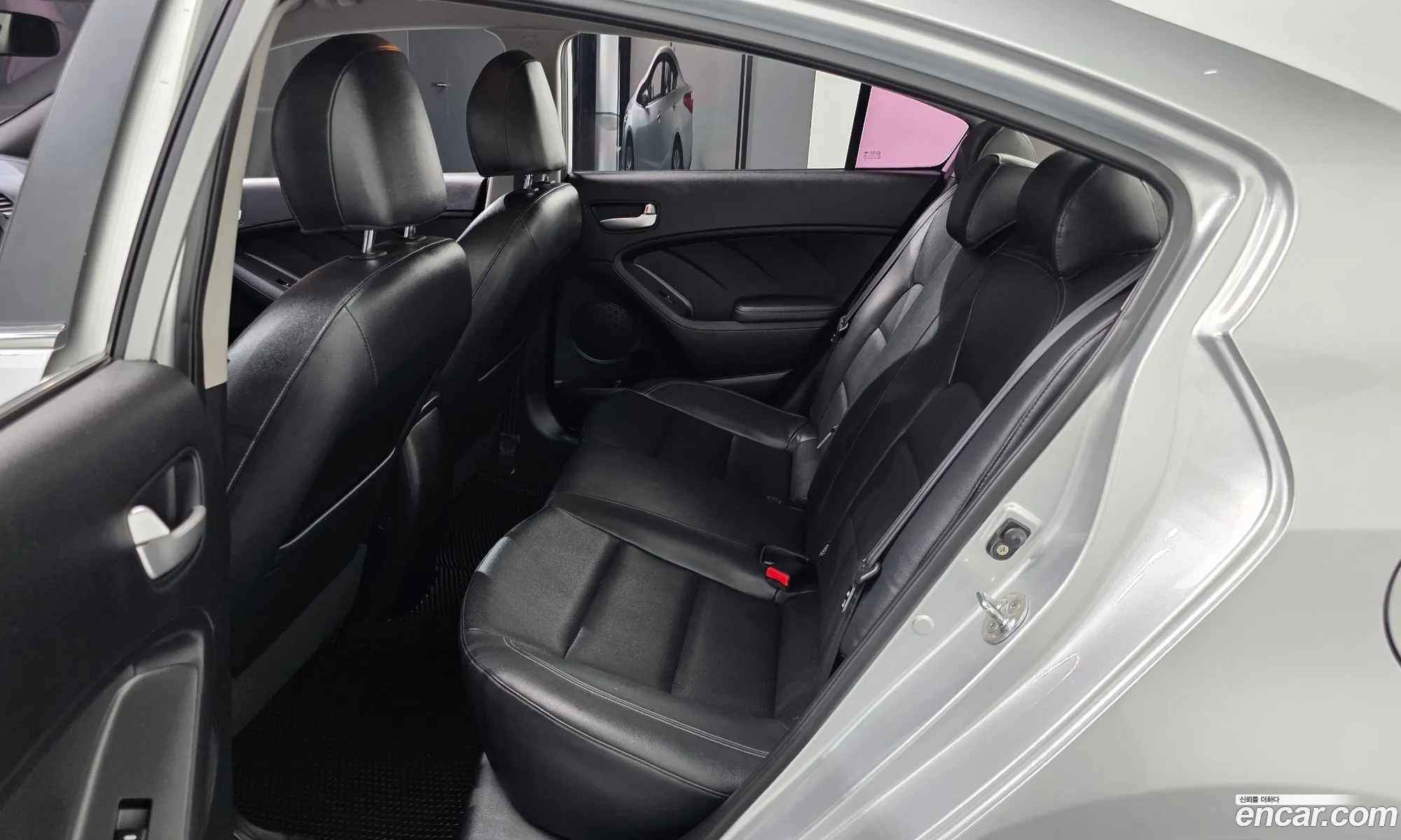 Kia K3 2013 — 8