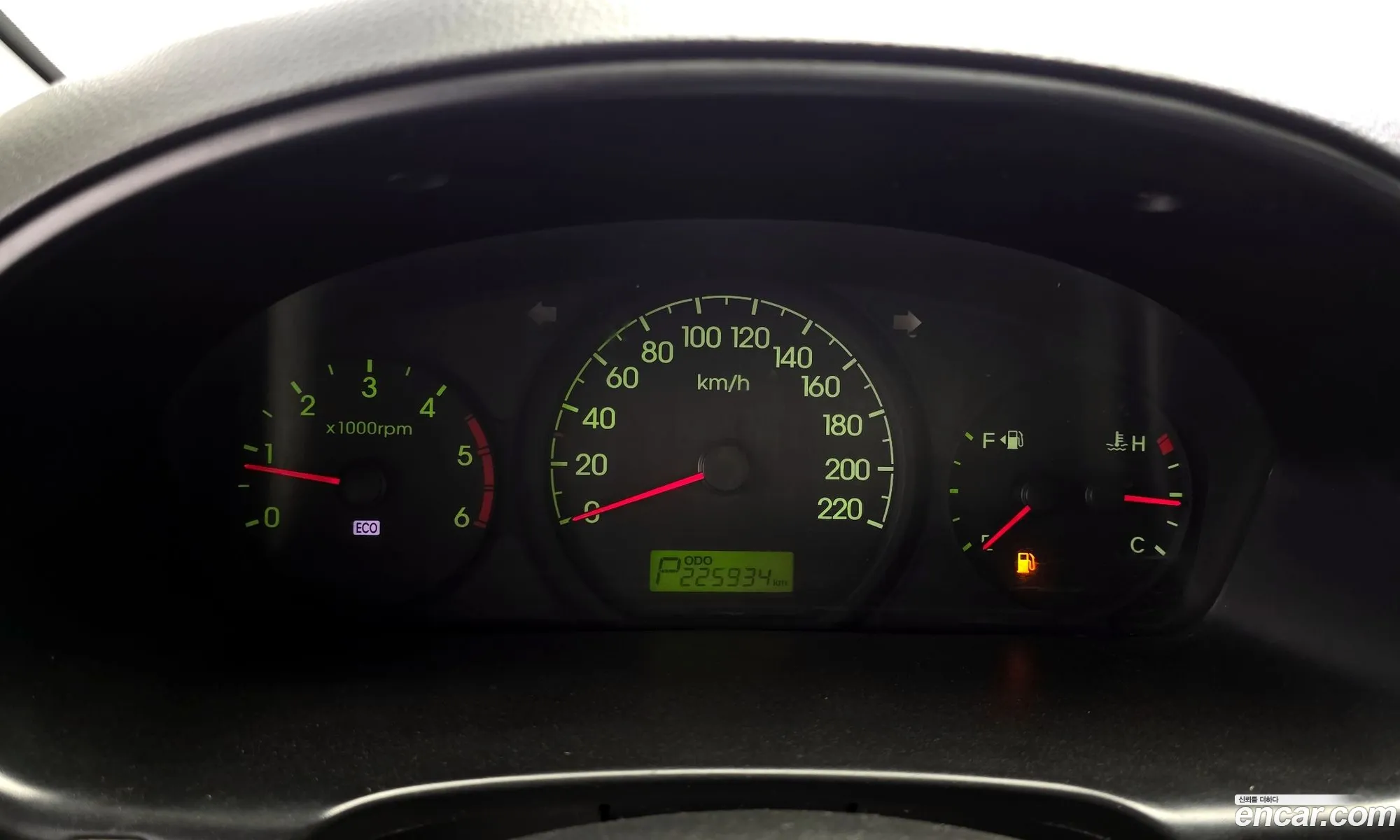 Hyundai Grand Starex 2015 — 20