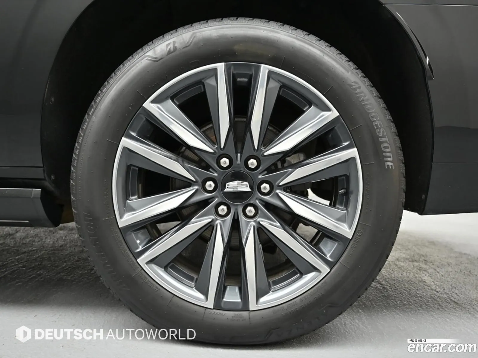 Cadillac Escalade 2023 — 7