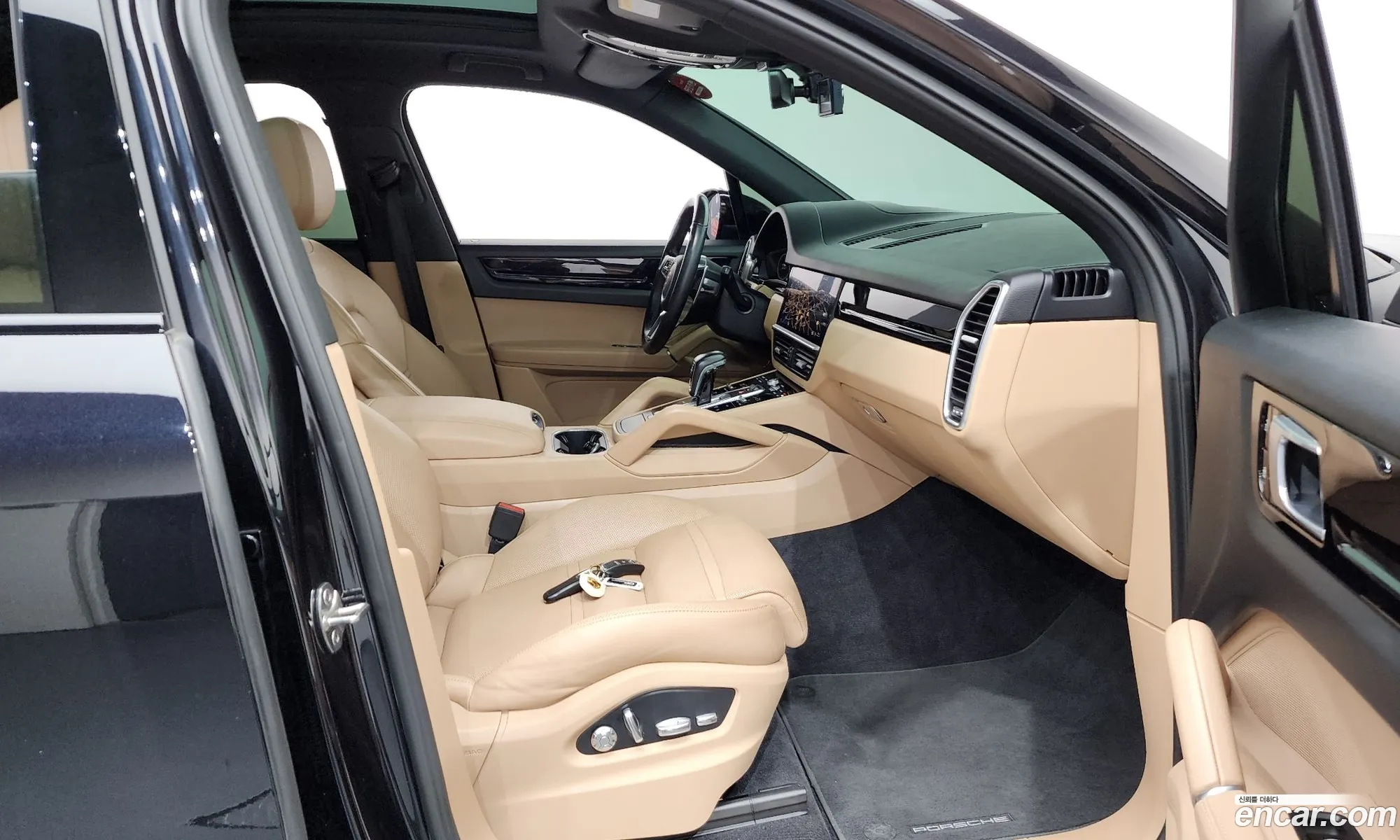 Porsche Cayenne 2020 — 21