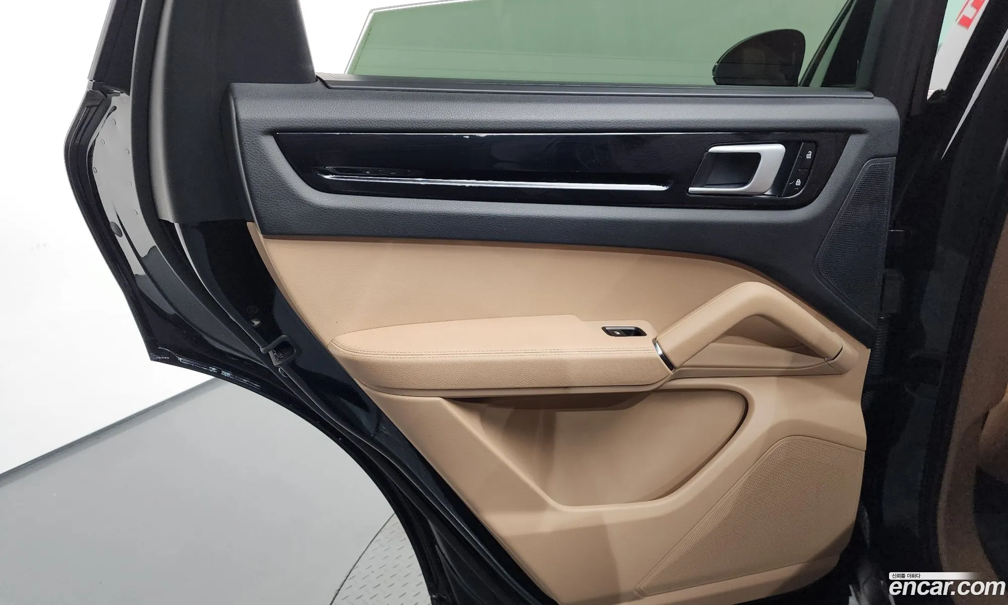 Porsche Cayenne 2020 — 3