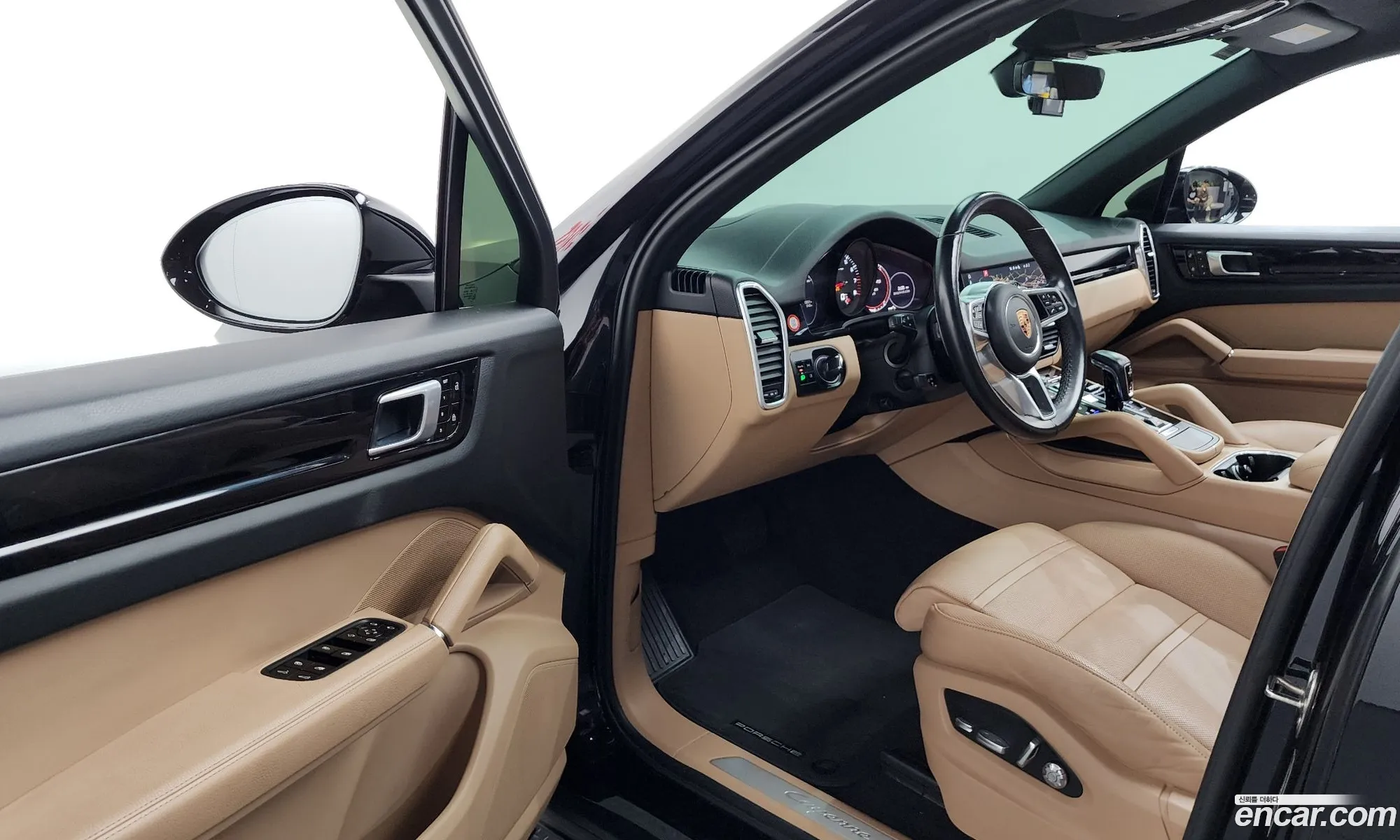 Porsche Cayenne 2020 — 28