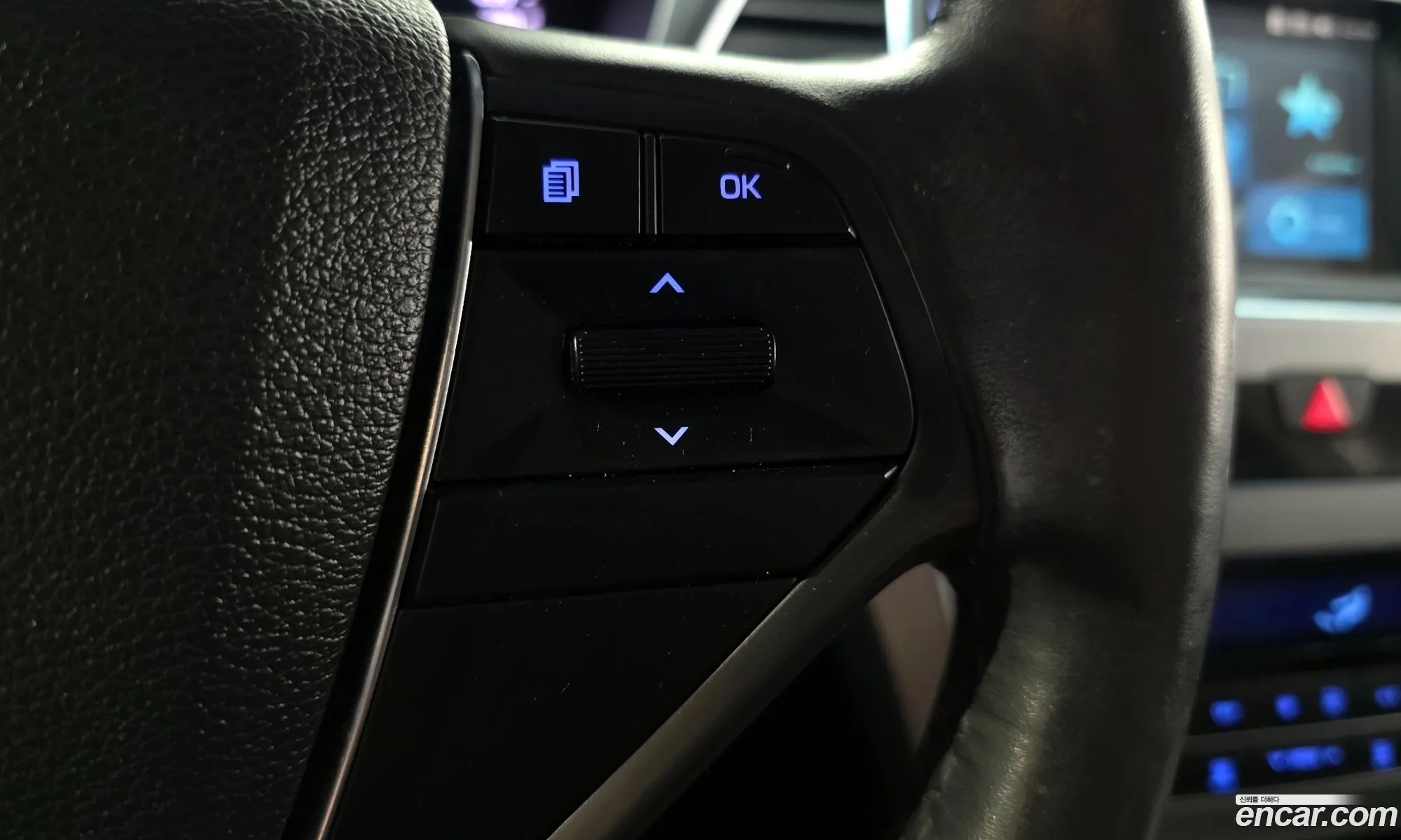 Hyundai LF Sonata 2016 — 18
