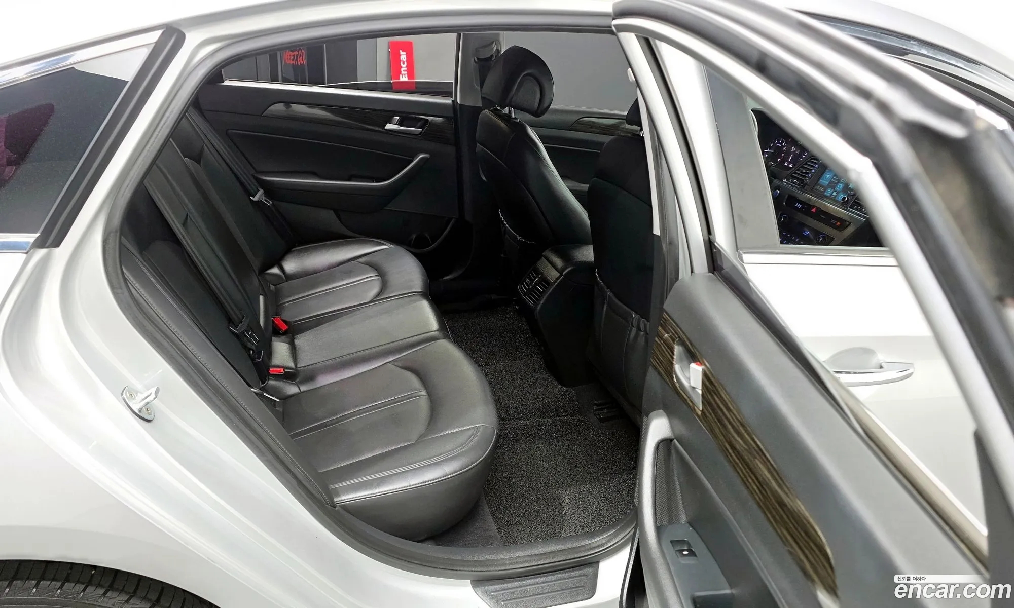 Hyundai LF Sonata 2016 — 5