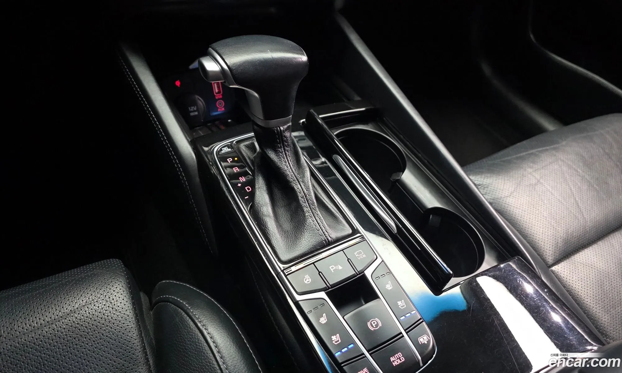 Kia K7 2016 — 10