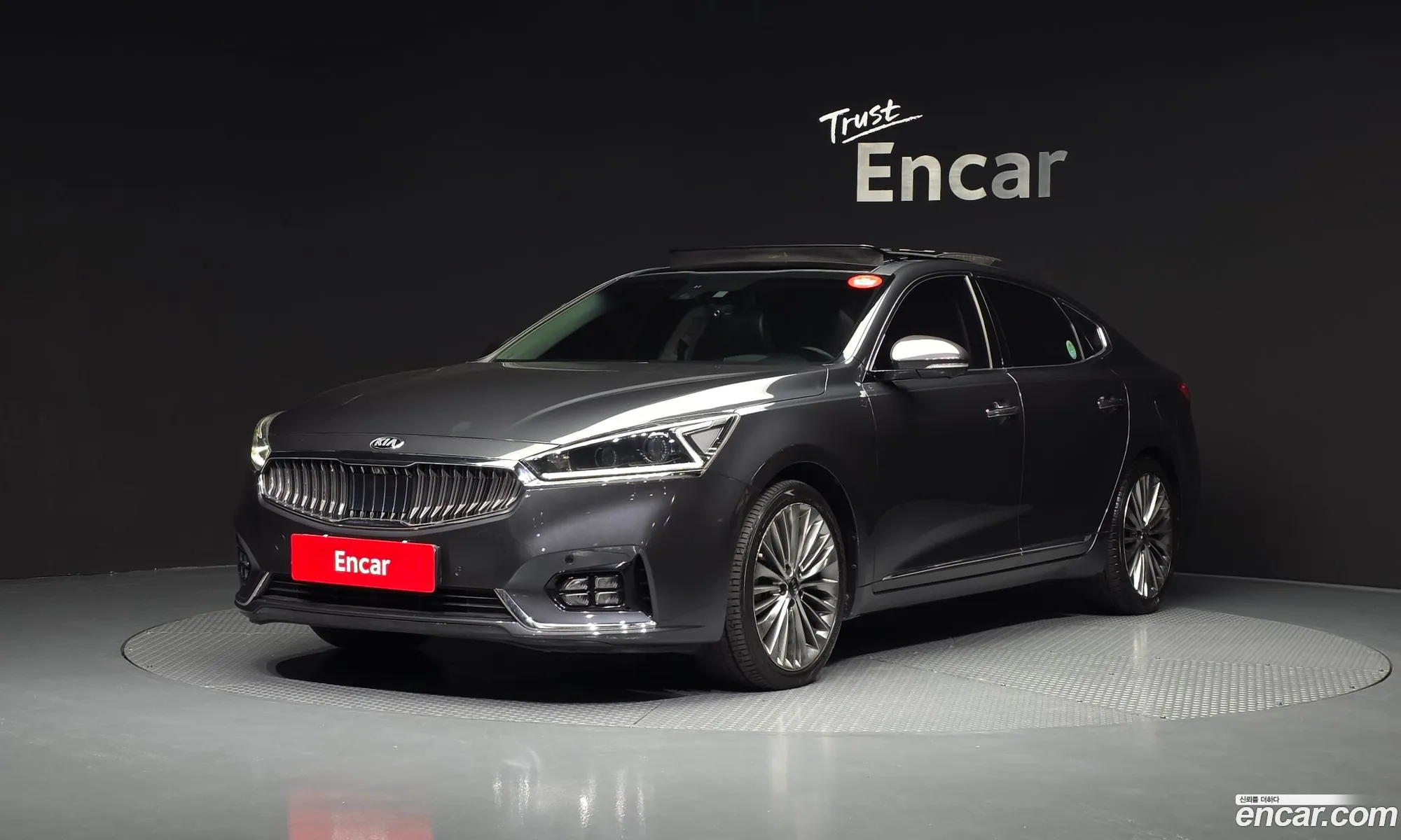 Kia K7 2016 — 14