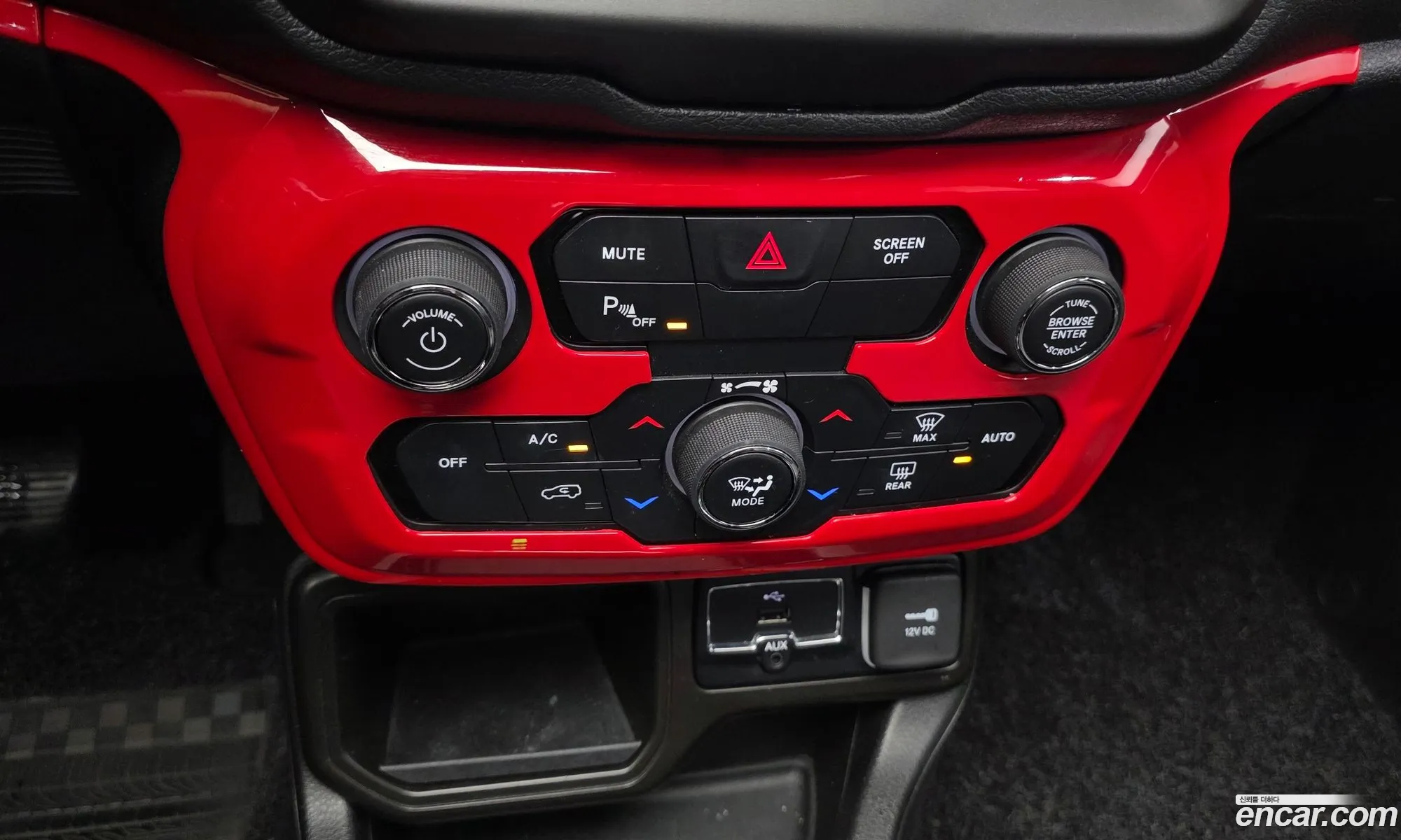 Jeep Renegade 2020 1C4BU0000LPL40293 — 24