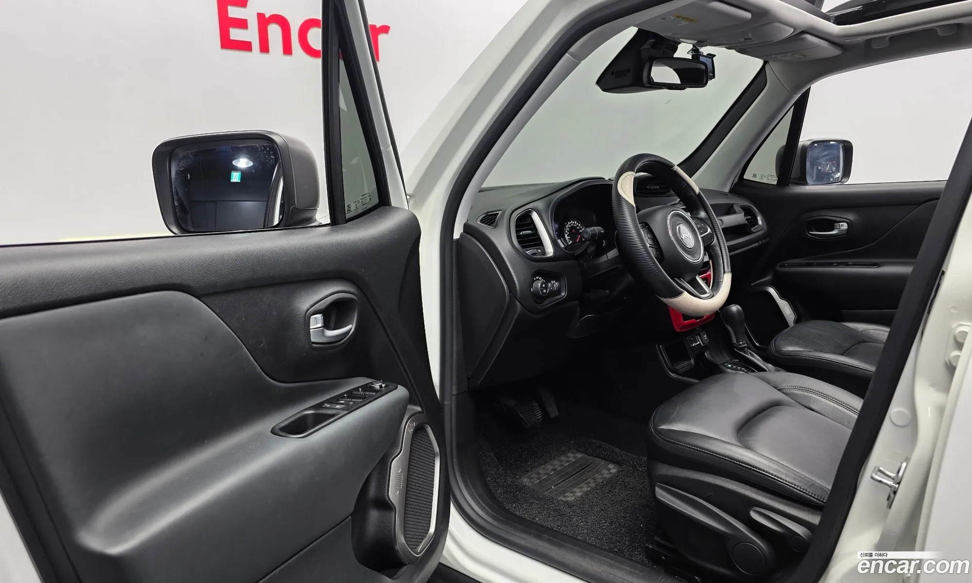 Jeep Renegade 2020 1C4BU0000LPL40293 — 26