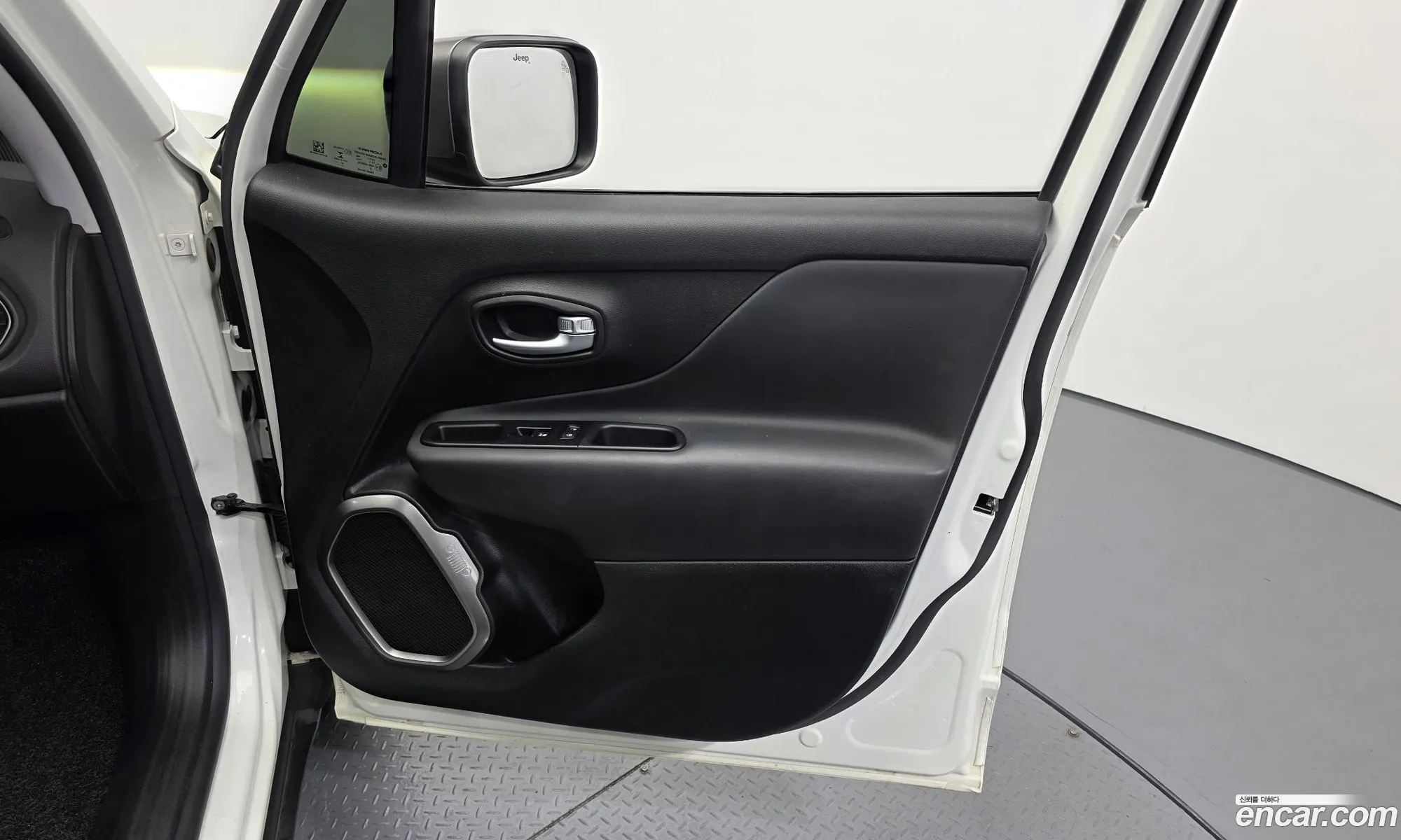 Jeep Renegade 2020 1C4BU0000LPL40293 — 13