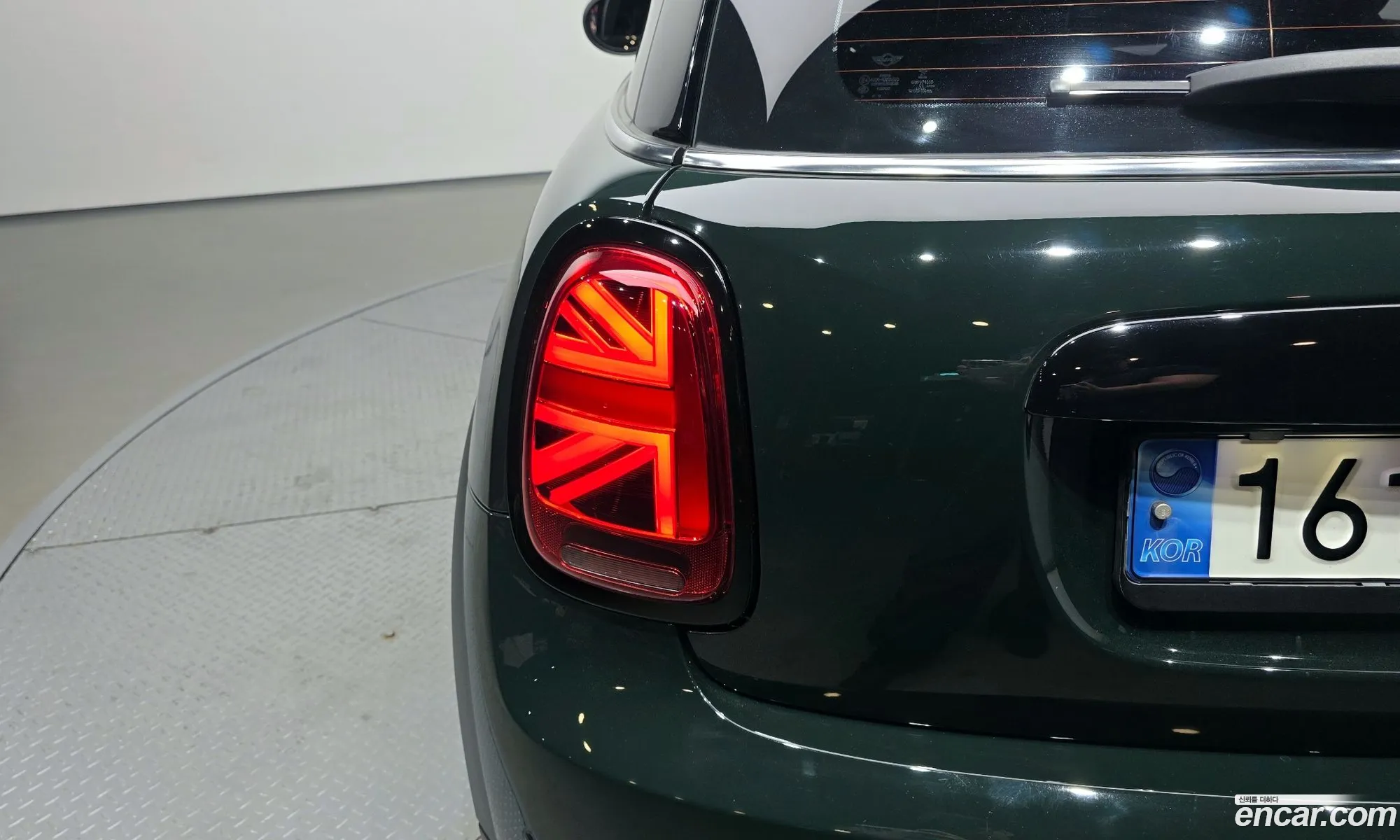 Mini Cooper S 2022 WMW81DH05N2R94682 — 17