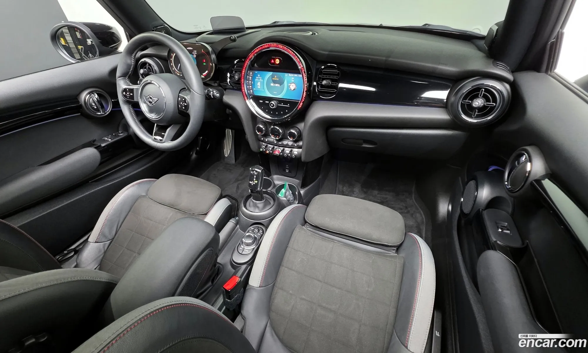 Mini Cooper S 2022 WMW81DH05N2R94682 — 37