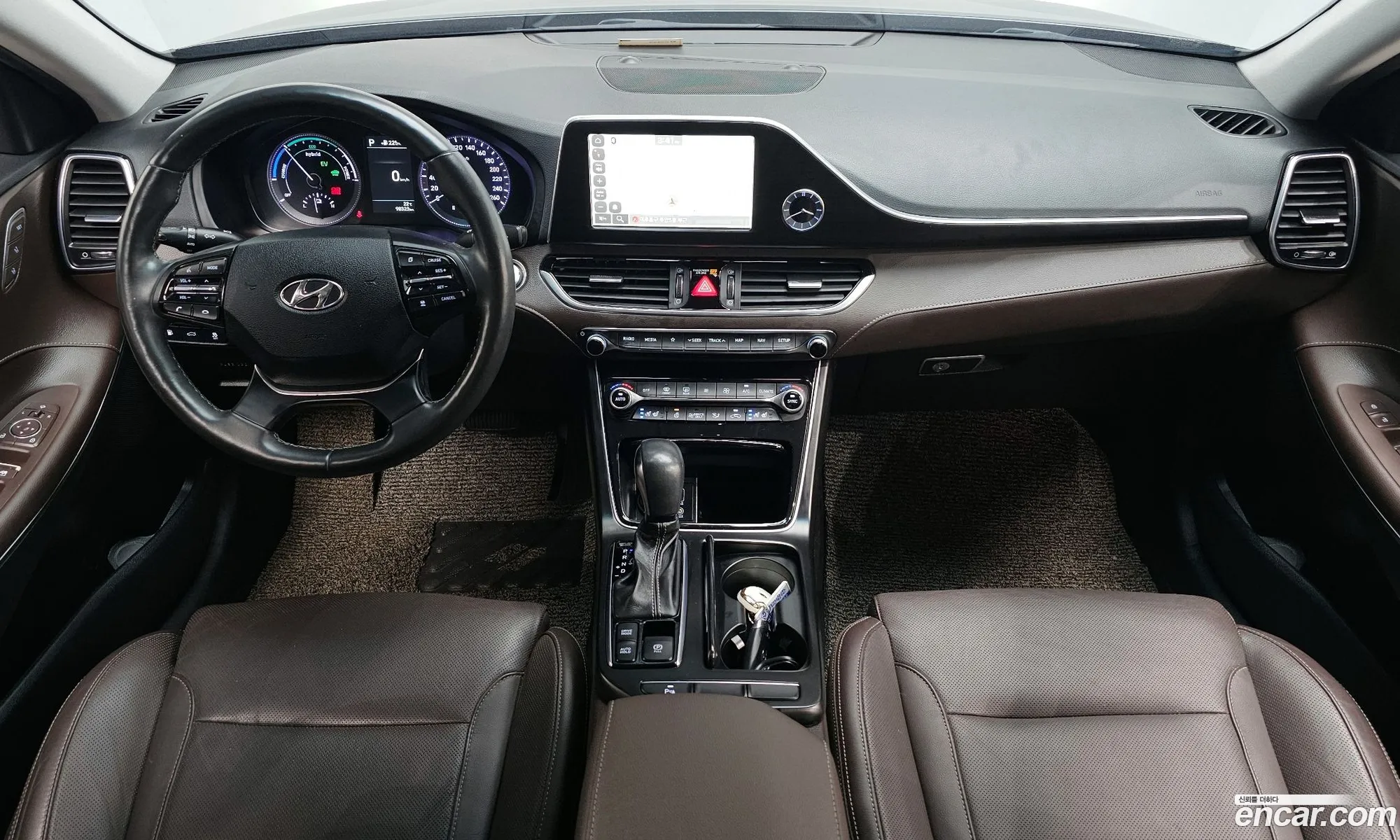 Hyundai Grandeur IG Hybrid 2017 — 13