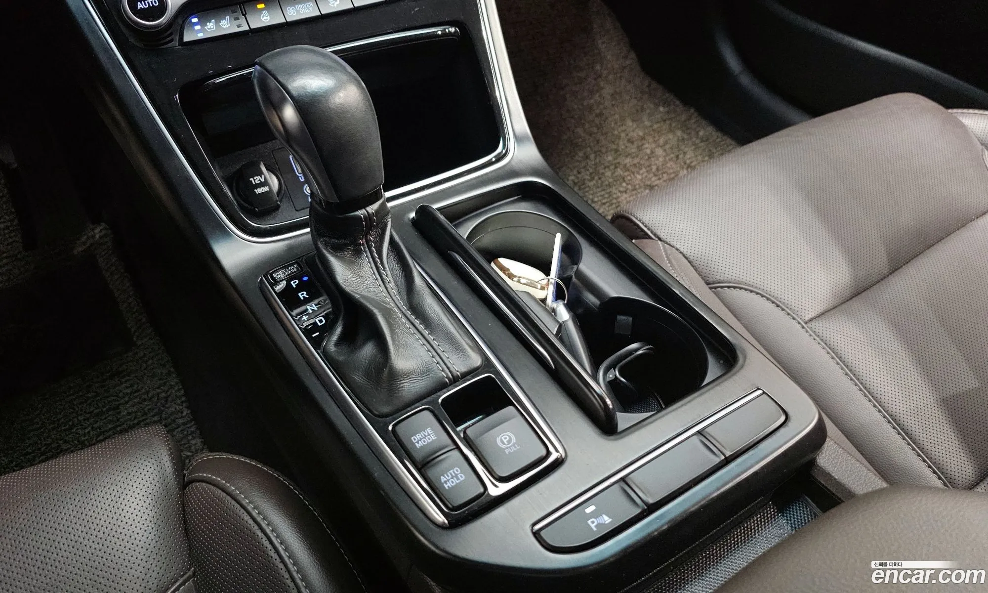Hyundai Grandeur IG Hybrid 2017 — 14