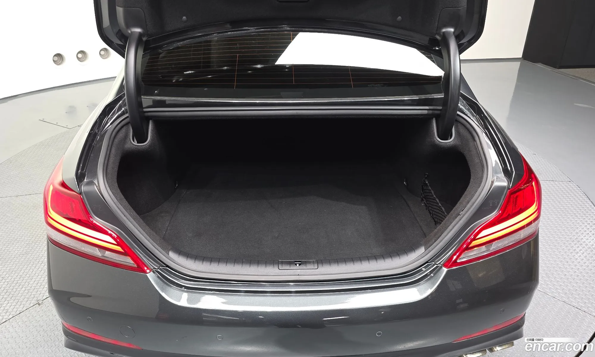 Genesis G70 2018 — 4