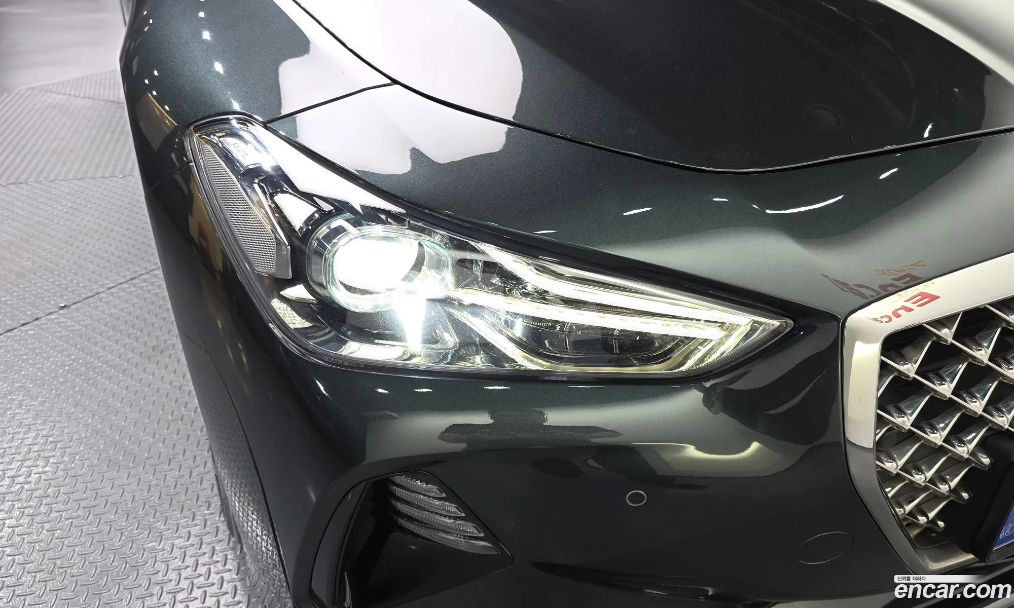 Genesis G70 2018 — 12