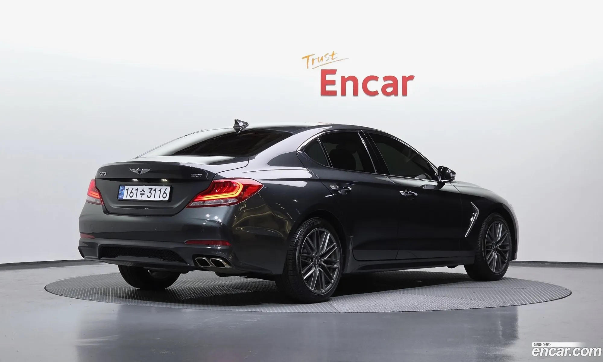 Genesis G70 2018 — 22