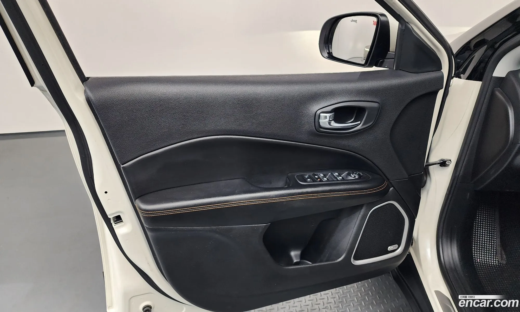 Jeep Compass 2019 — 31