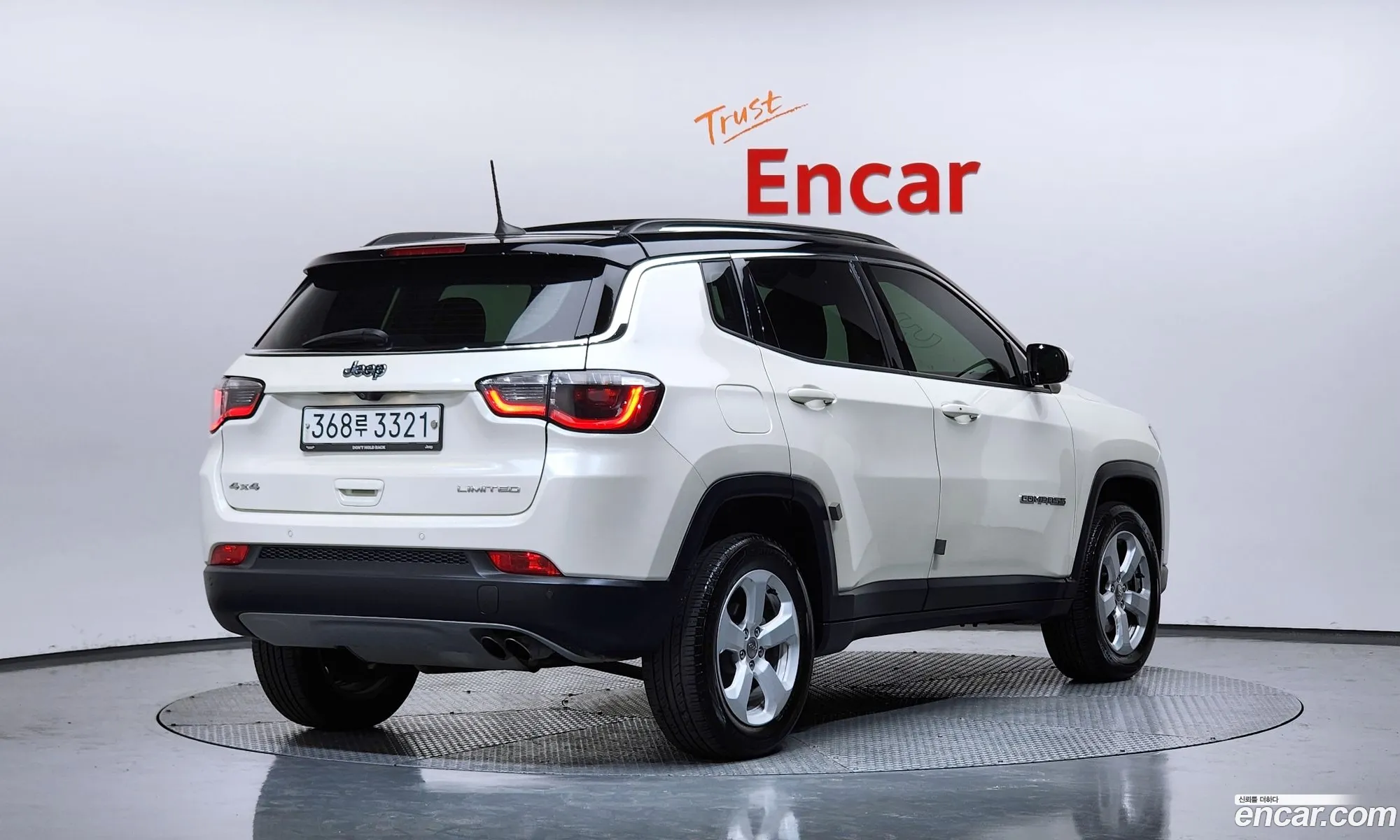 Jeep Compass 2019 — 32