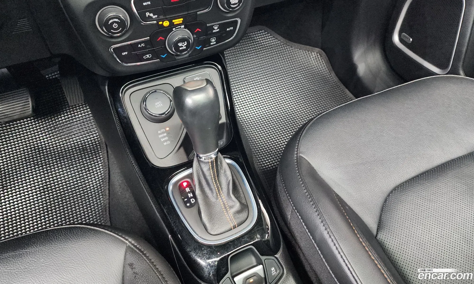 Jeep Compass 2019 — 35
