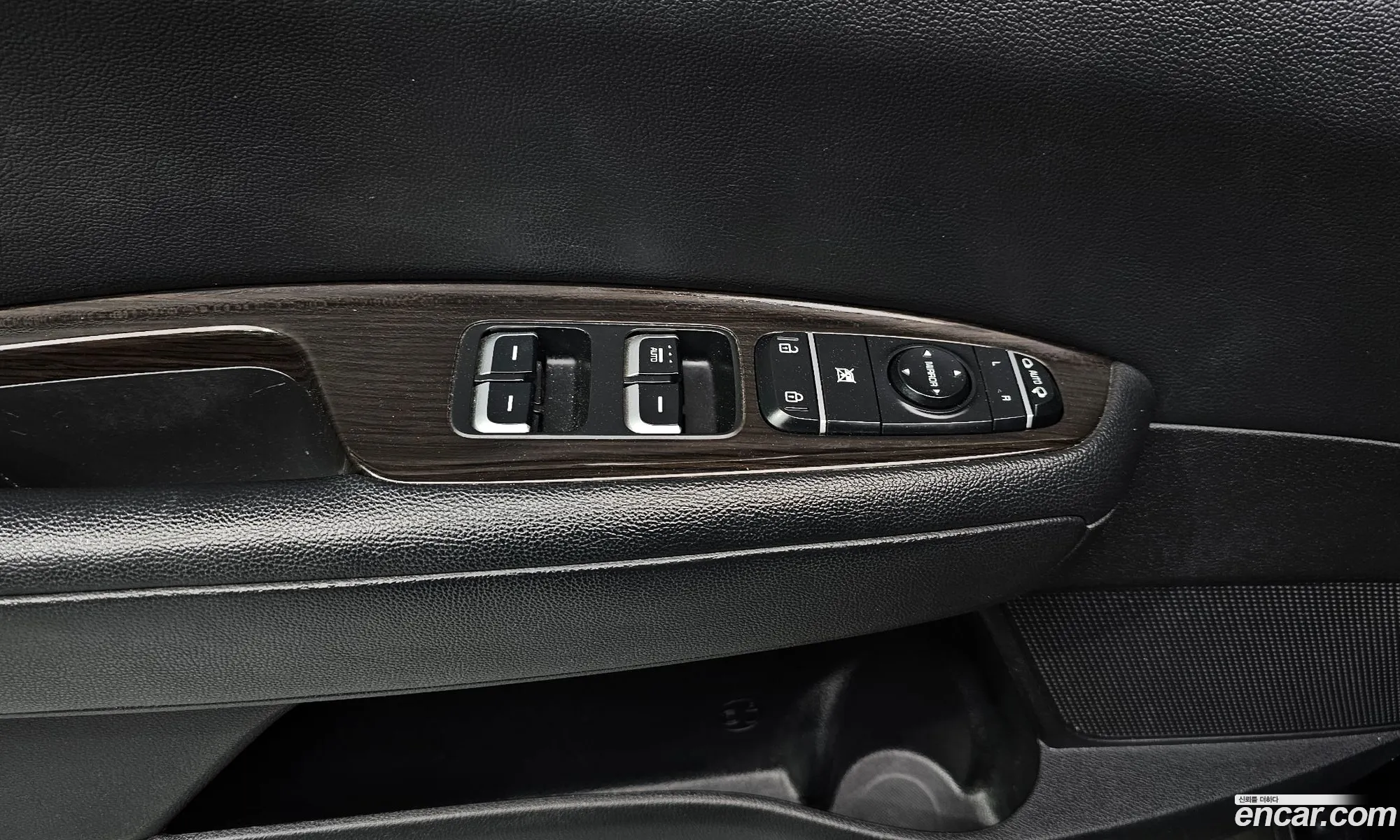 Kia K5 2016 KNAGX411BGA063362 — 31