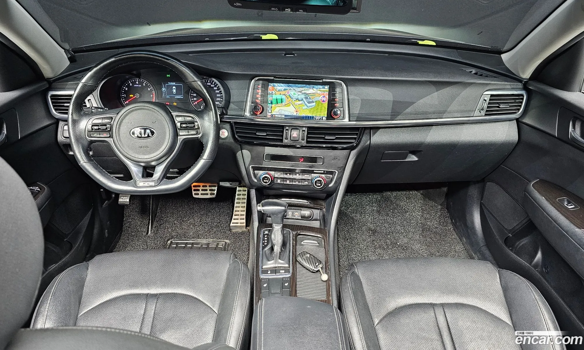 Kia K5 2016 KNAGX411BGA063362 — 6