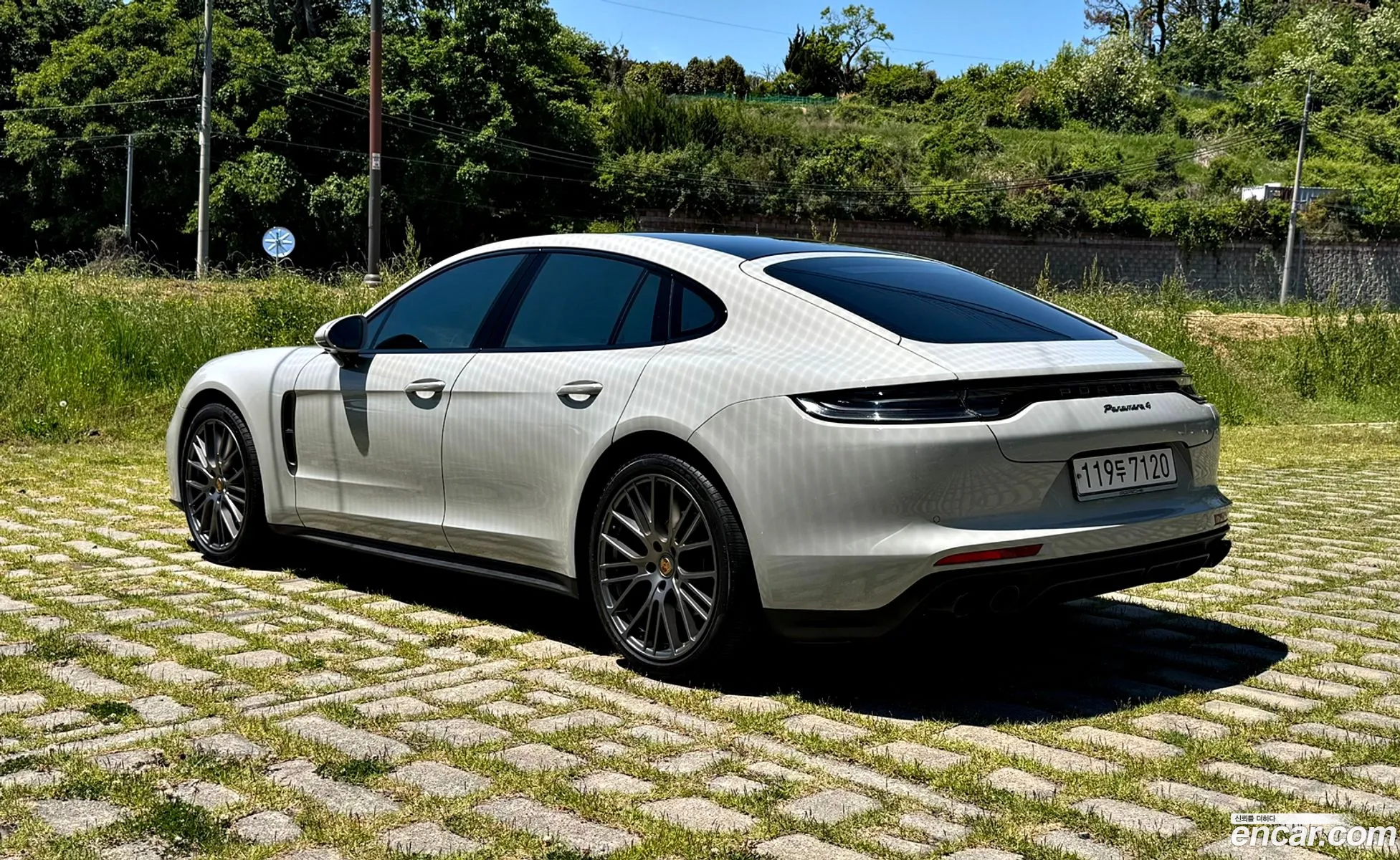 Porsche Panamera 2023 — 10