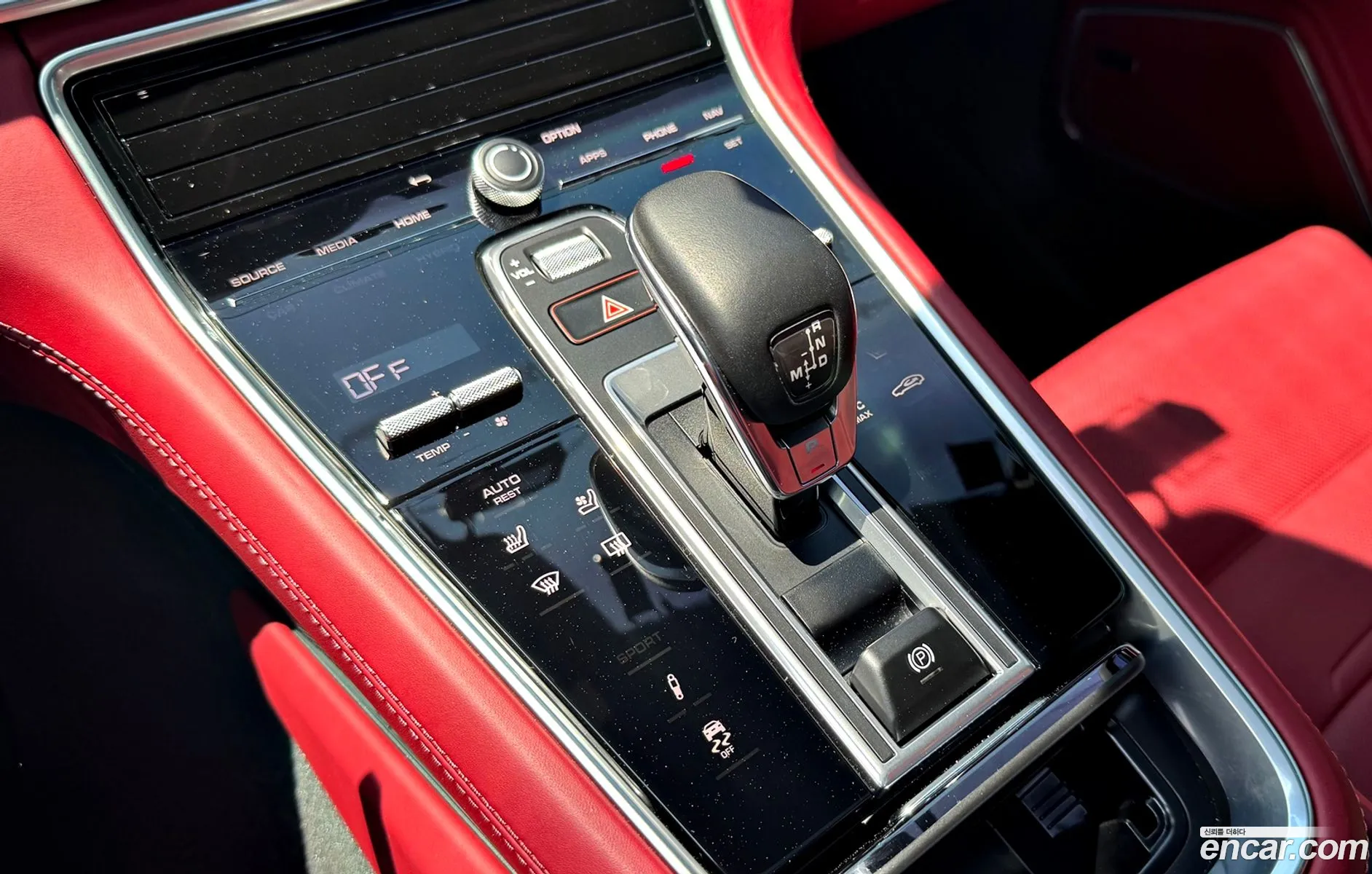 Porsche Panamera 2023 — 12