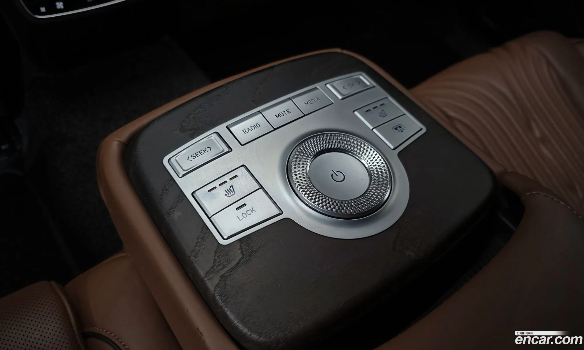 Genesis G80 2021 — 12