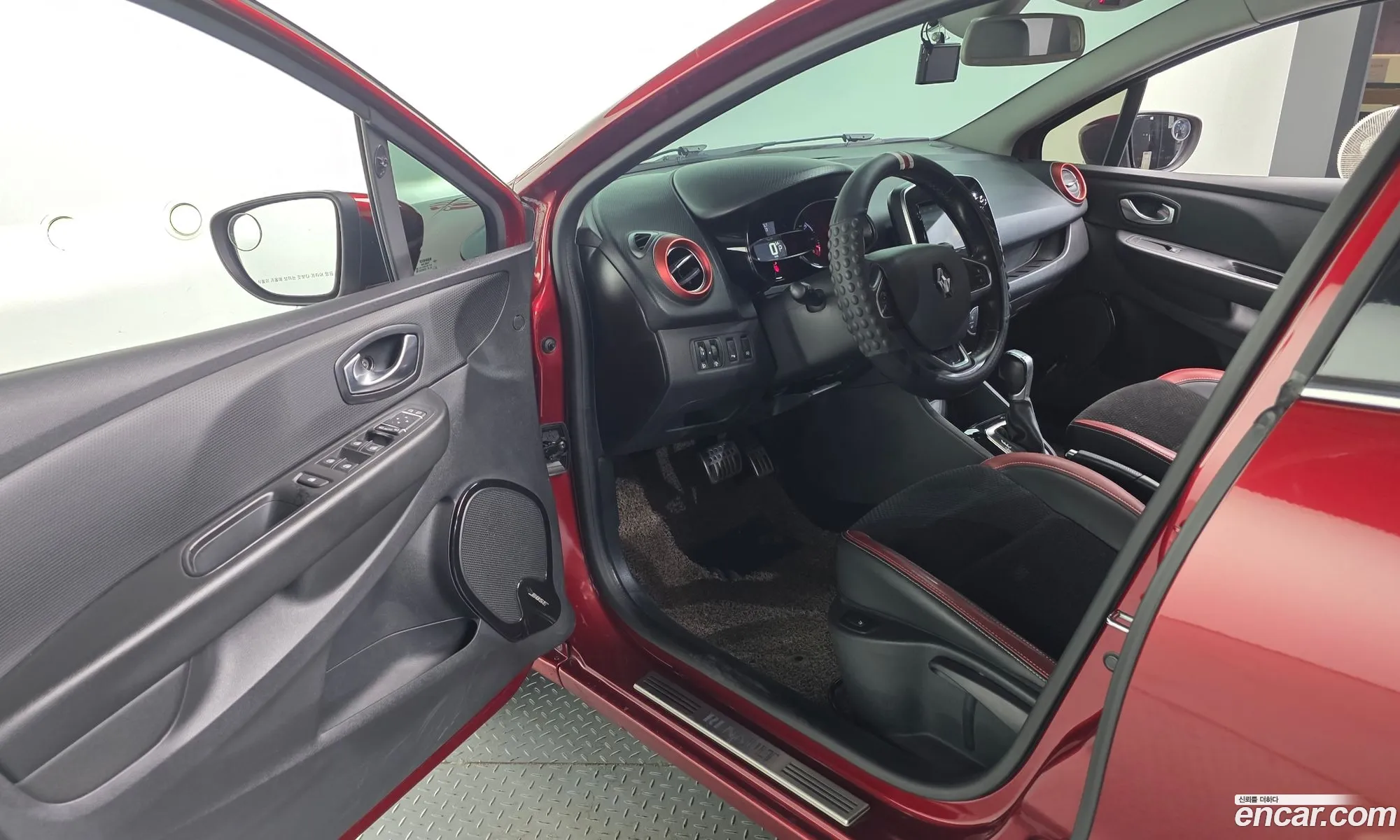 Renault Korea (Samsung) Clio 2018 — 5