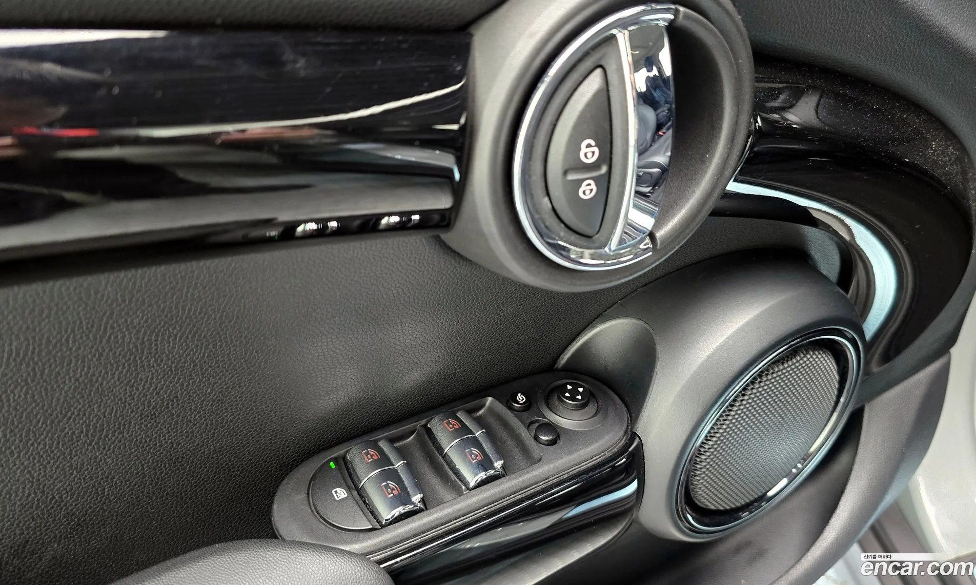 Mini Cooper 2021 WMW41DK03N2P69569 — 2