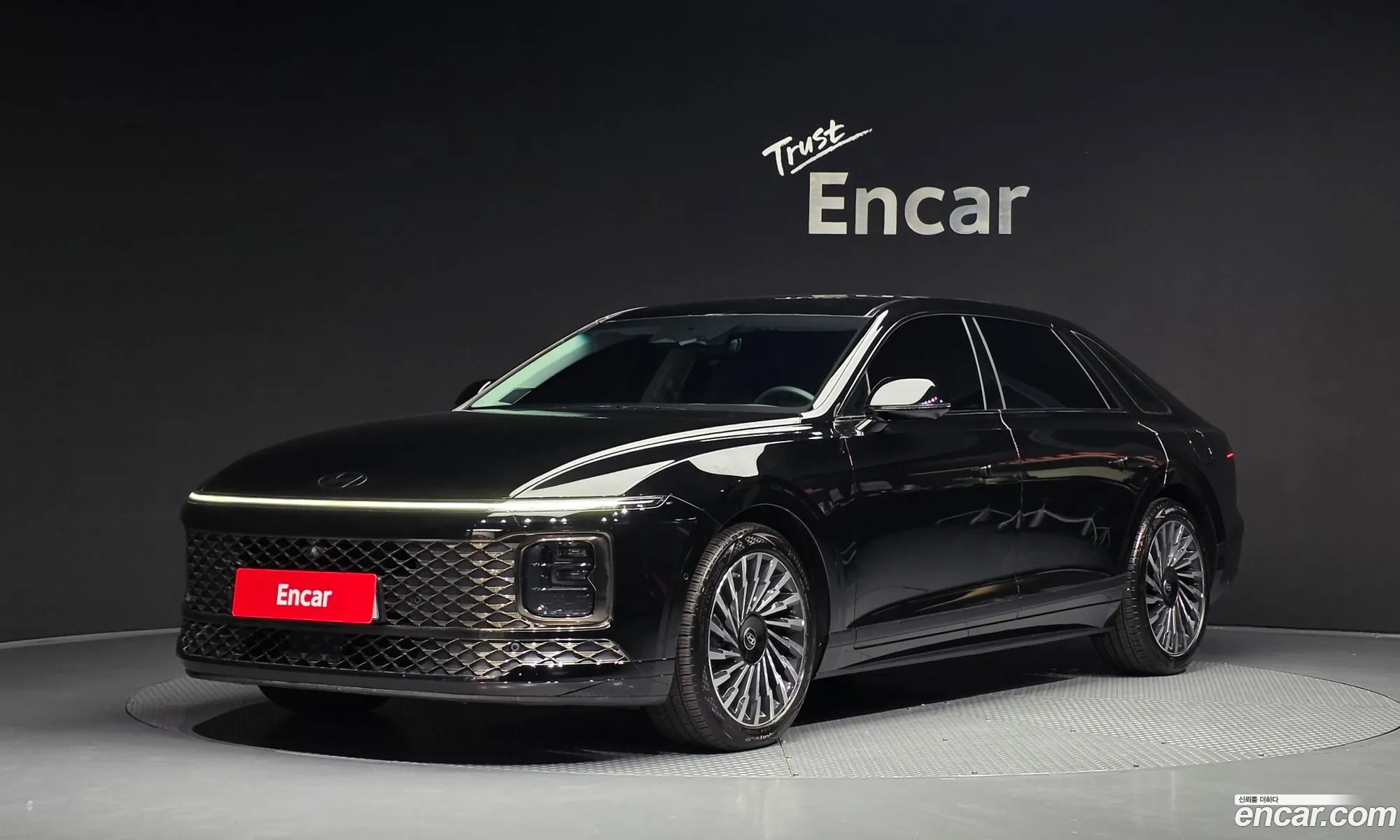 Hyundai Grandeur Hybrid 2025 — 13