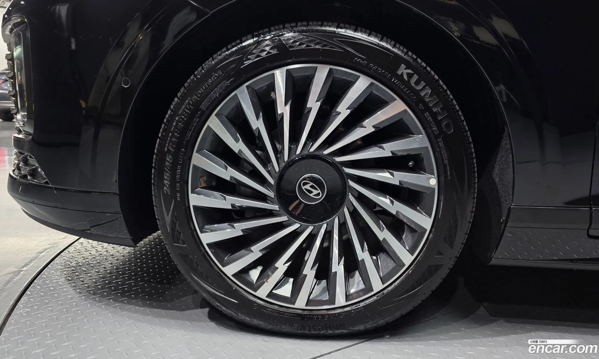 Hyundai Grandeur Hybrid 2025 — 14