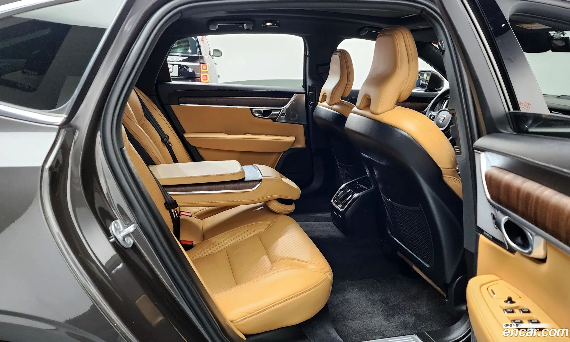 Volvo S90 2023 LVYPTL125PP335613 — 31