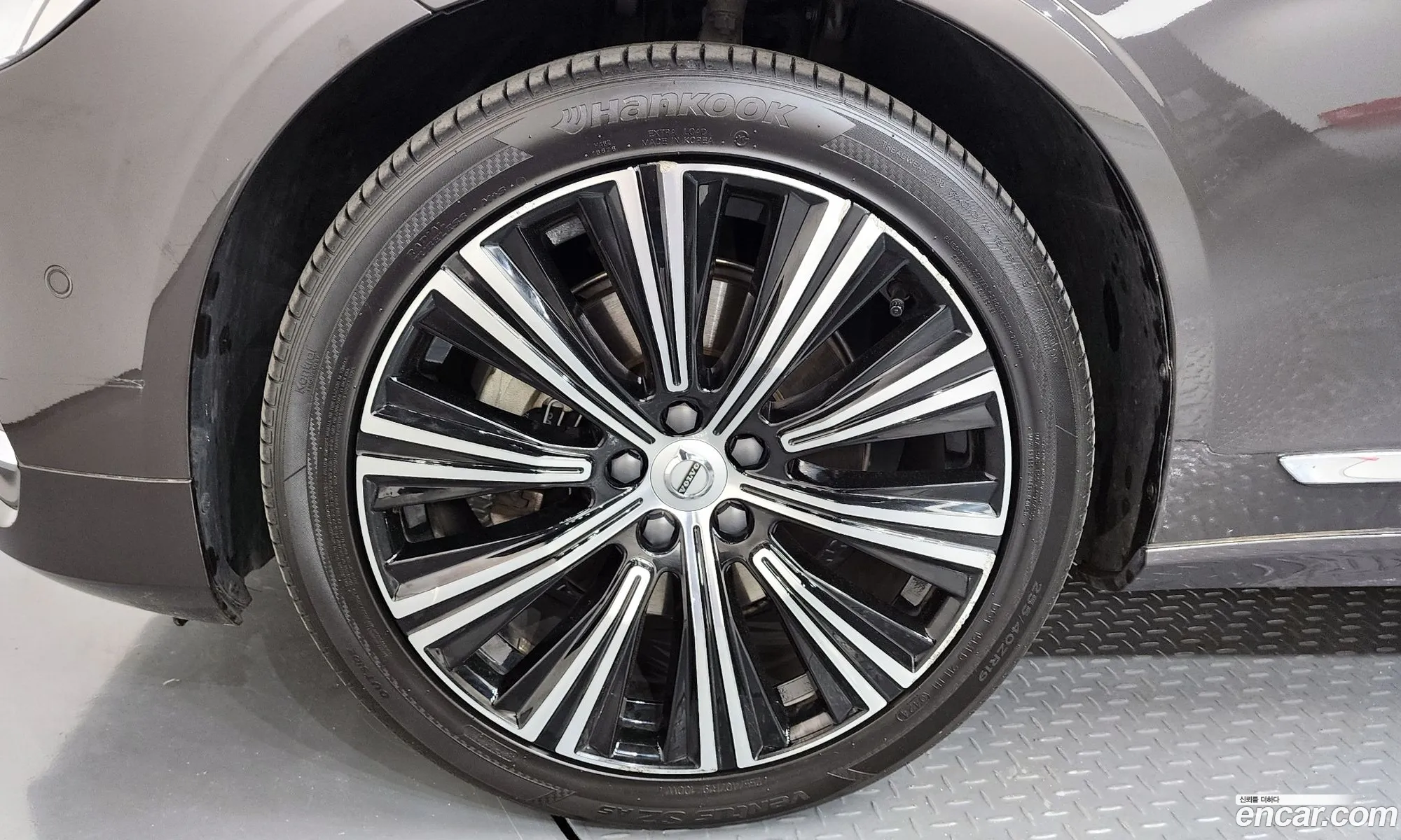 Volvo S90 2023 LVYPTL125PP335613 — 39