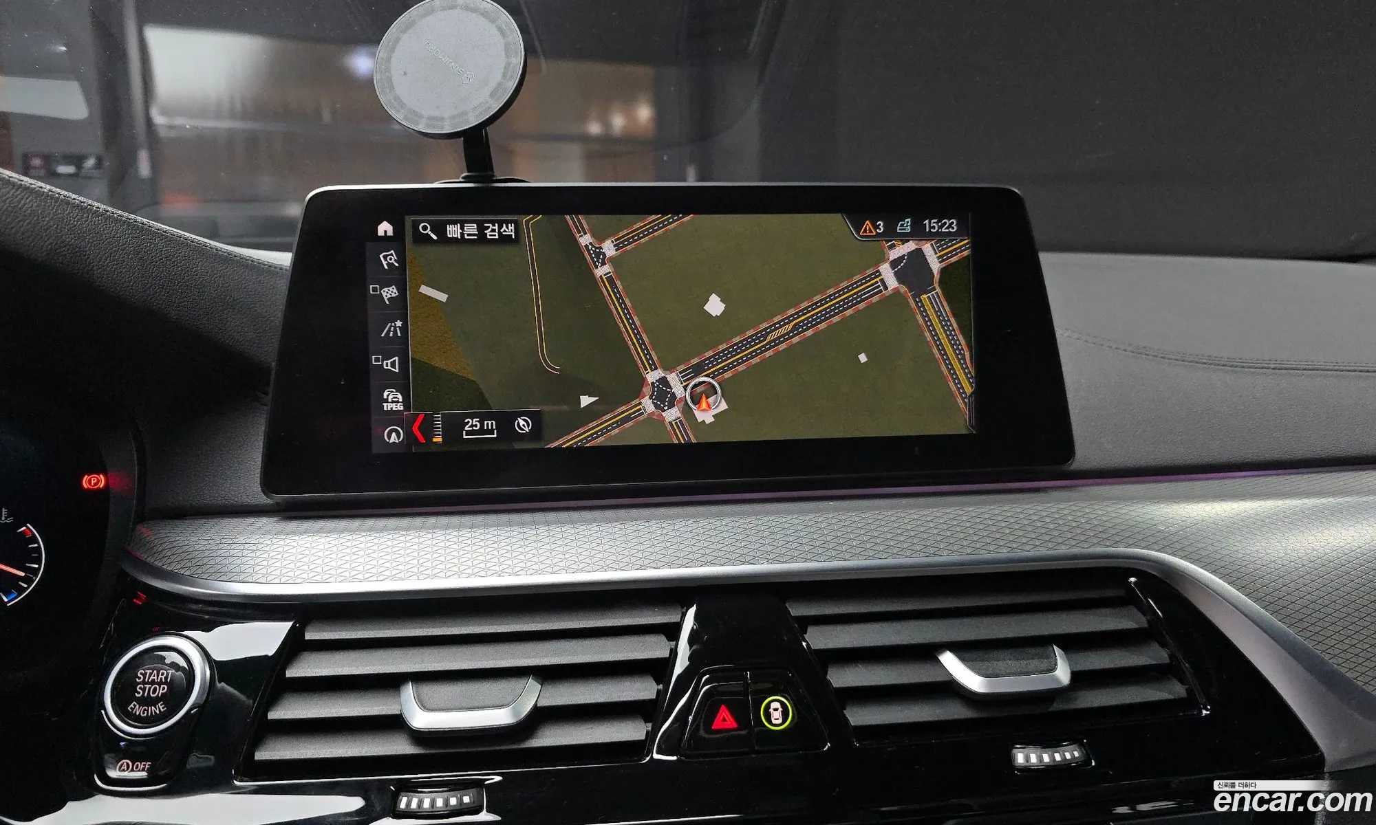 BMW 5 Series 2019 WBAJF5103KWW01821 — 20
