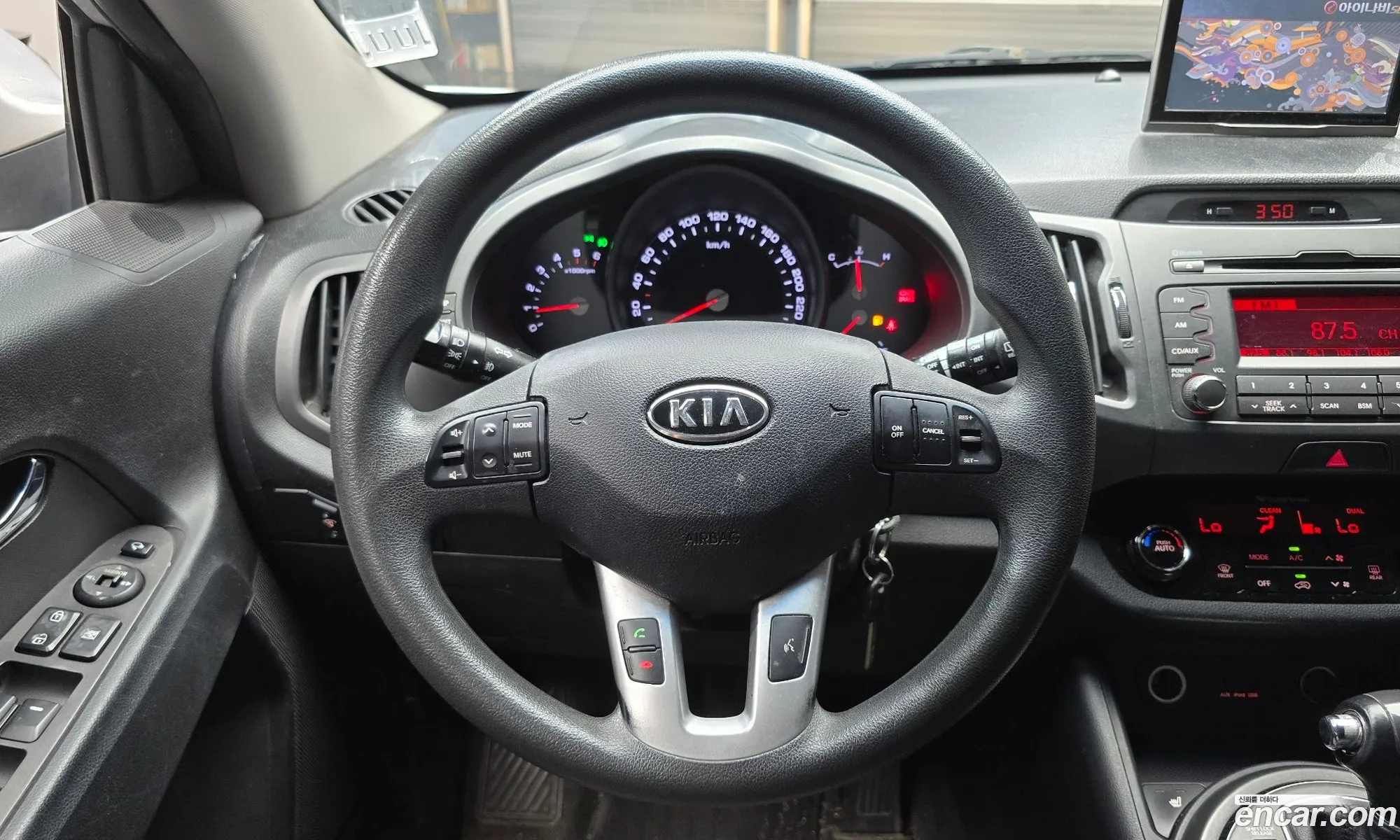 Kia Sportage R 2011 — 8