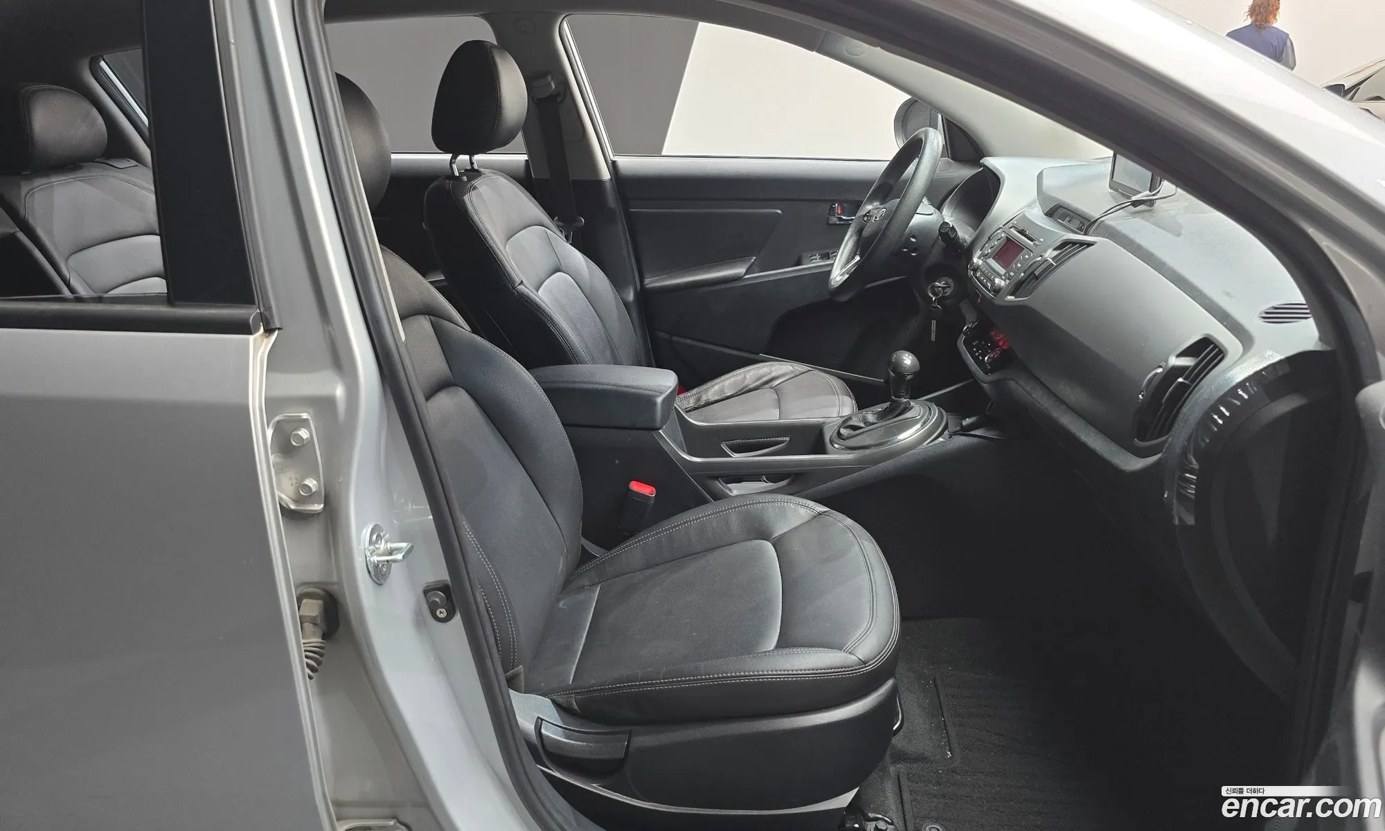 Kia Sportage R 2011 — 16